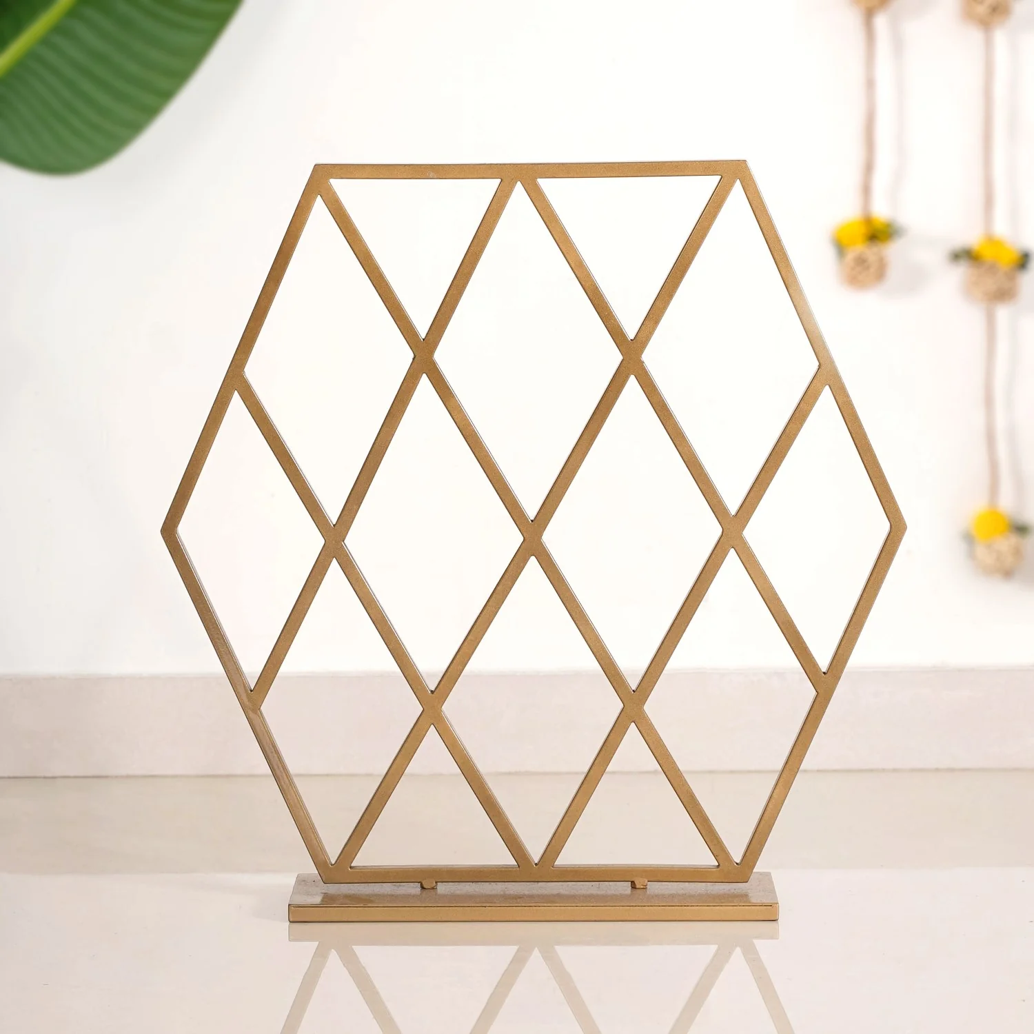 Hexagonal Puja Backdrop Metal Frame With Lotus Hangings 24 Inch - Image 6
