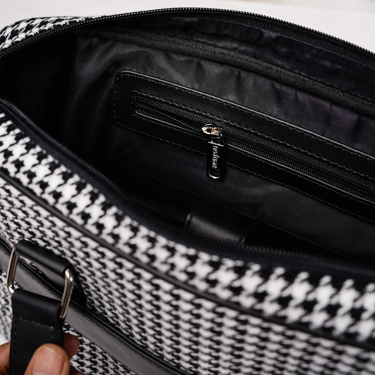 Houndstooth Patterned Woven Laptop Bag - Image 11