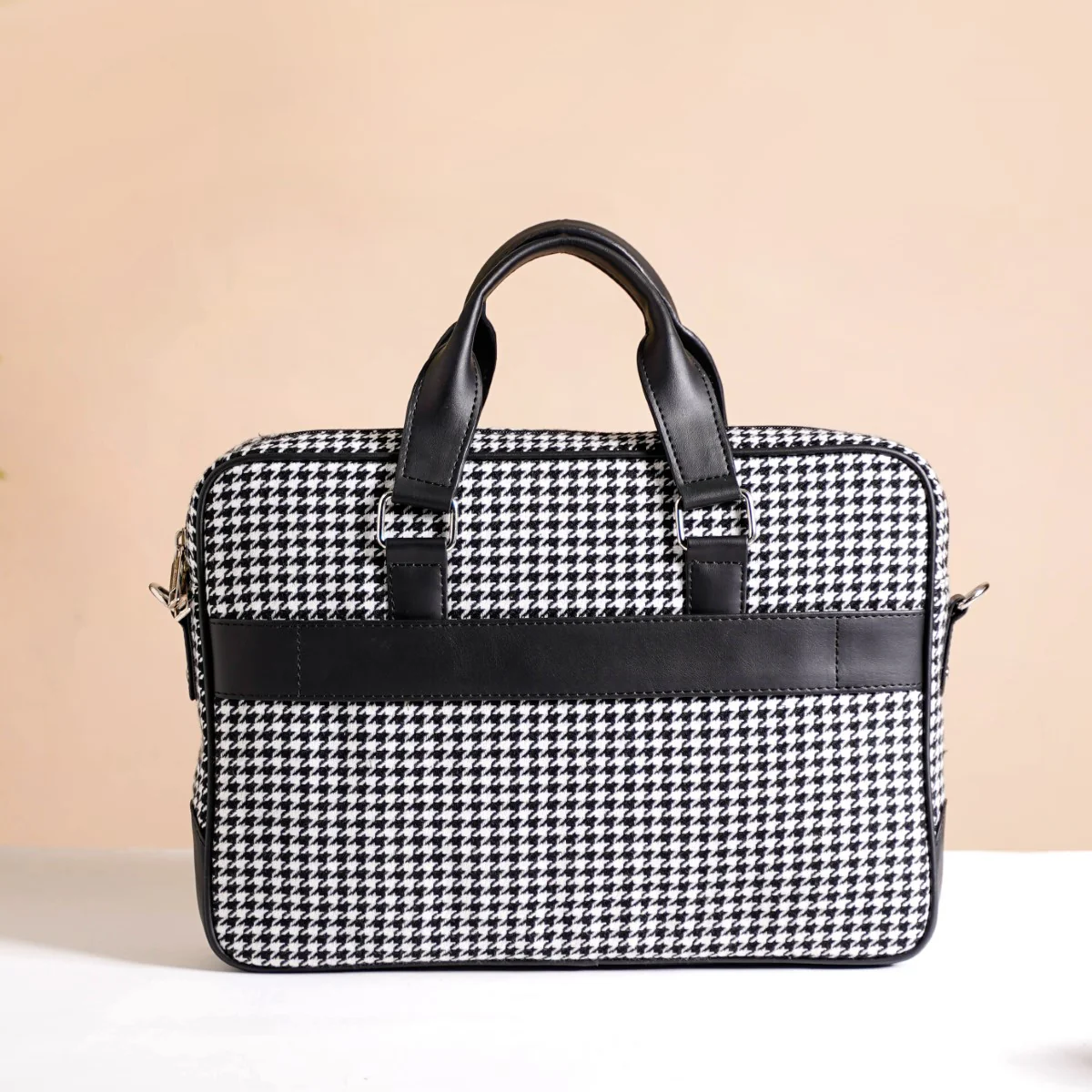 Houndstooth Patterned Woven Laptop Bag - Image 12