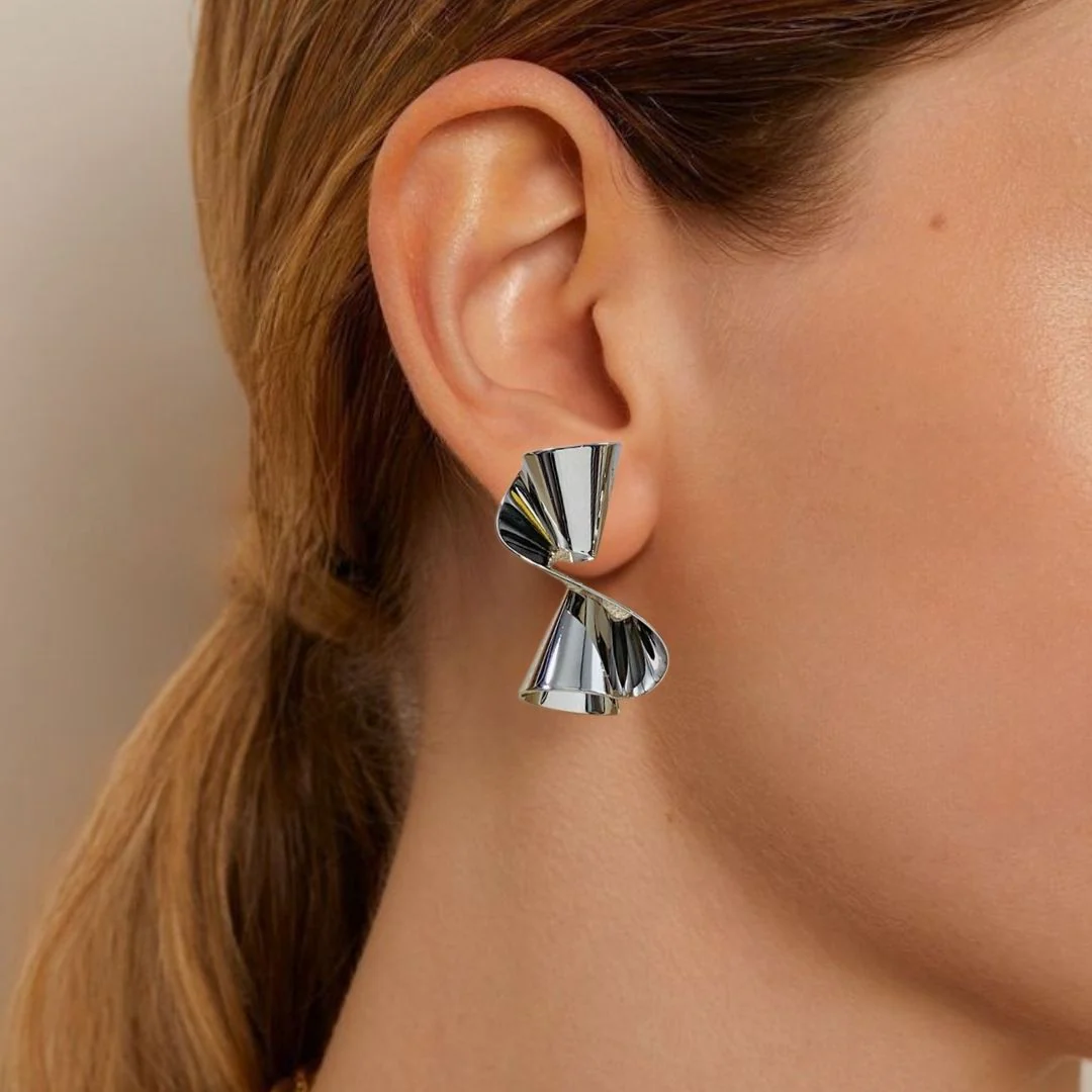 Hourglass Twist Earrings Silver - Image 5