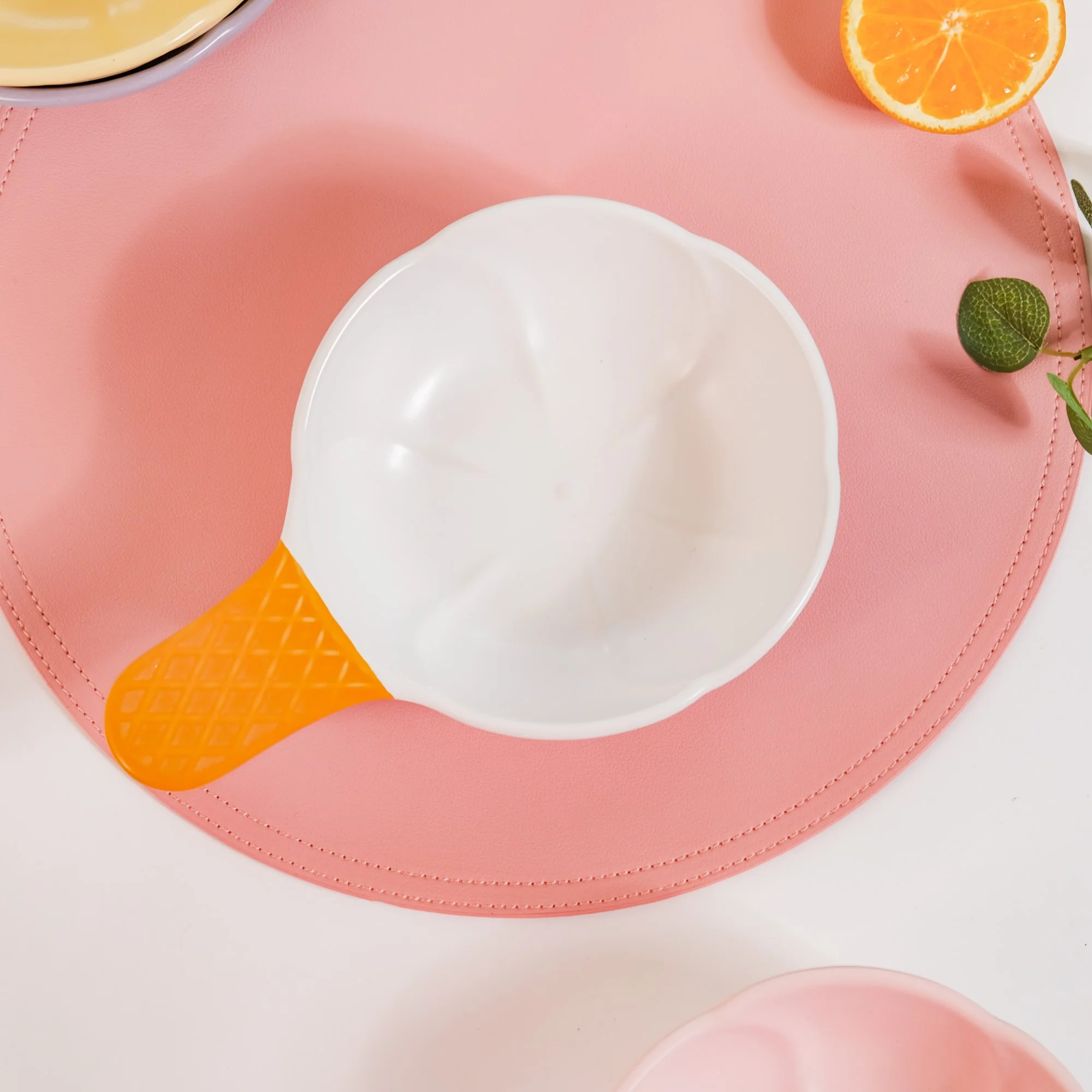 Ice Cream Bowl With Handle Vanilla 400 ml - Image 4