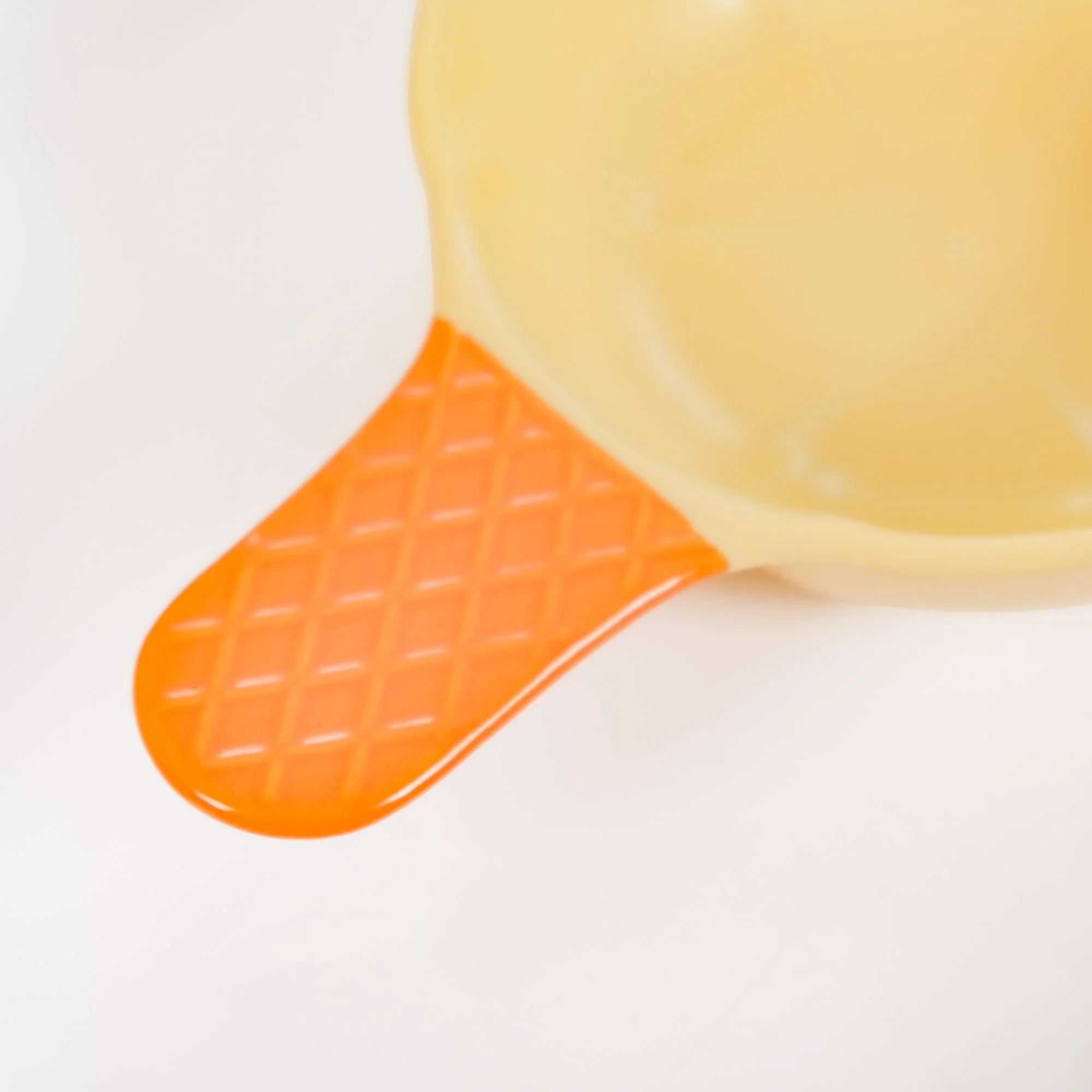 Ice Cream Shape Bowl With Handle 400 ml - Image 9