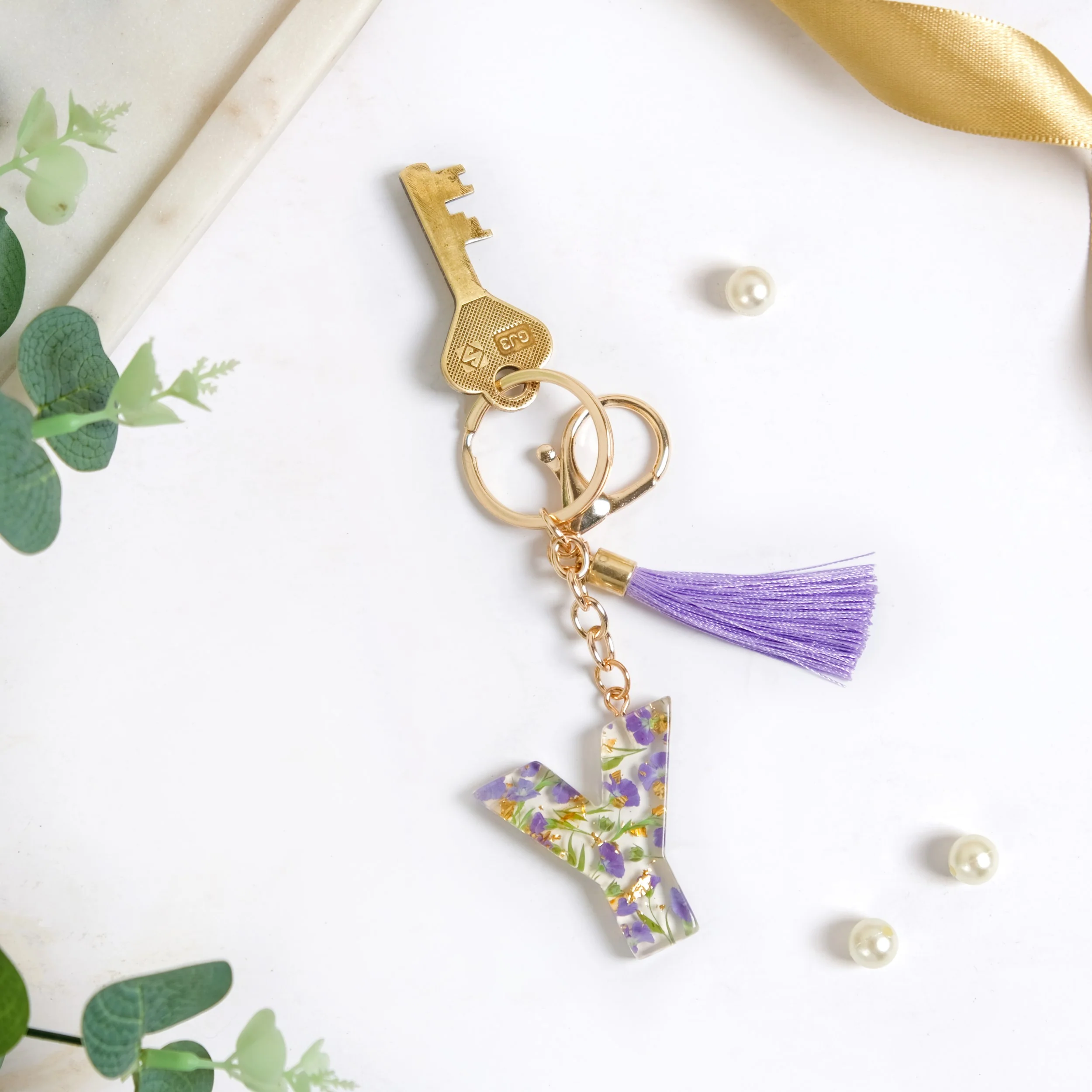Infinite Charm Y Pressed Flower Keychain - Image 8