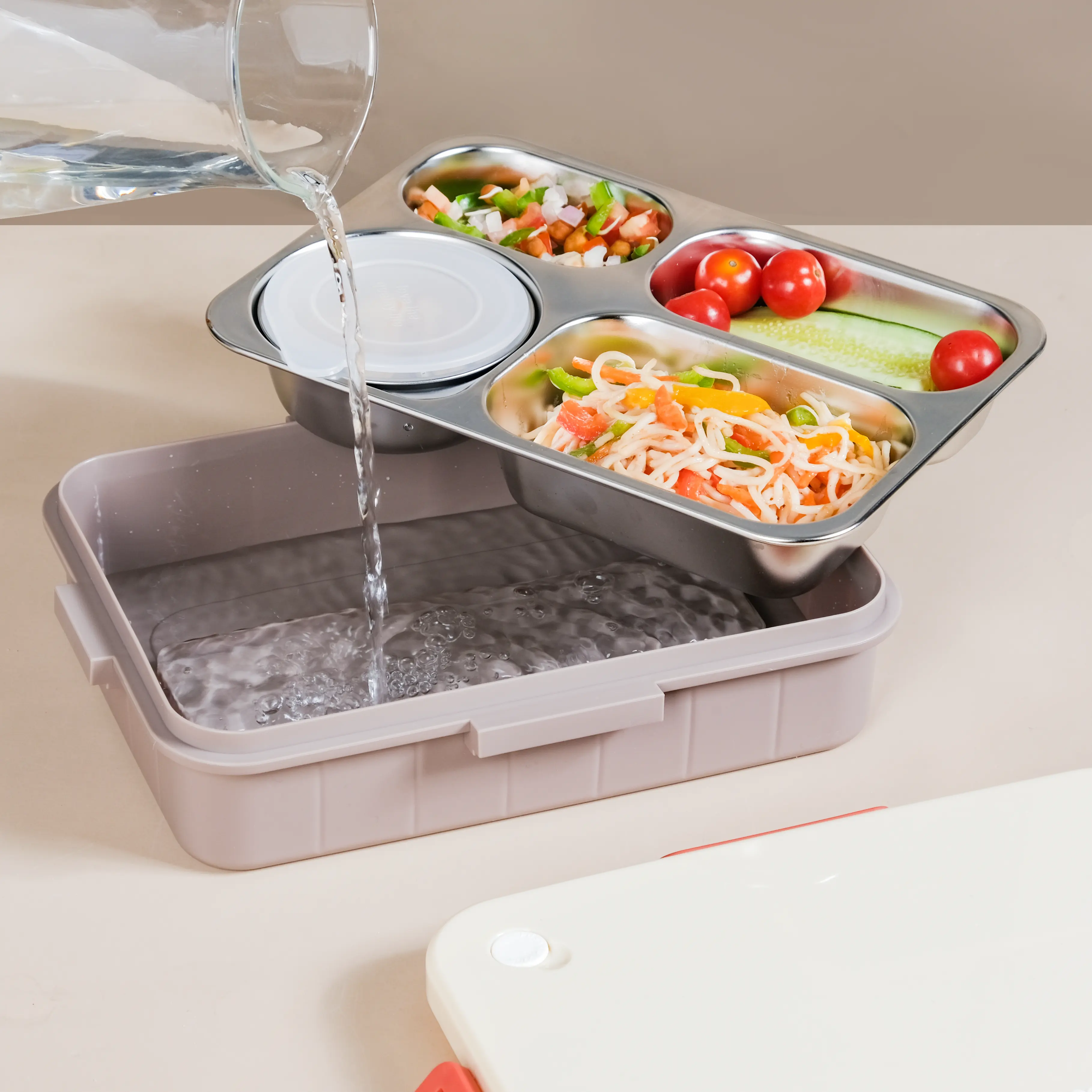 Insulated Bento Lunch Box With 4 Sections 900ml - Image 11
