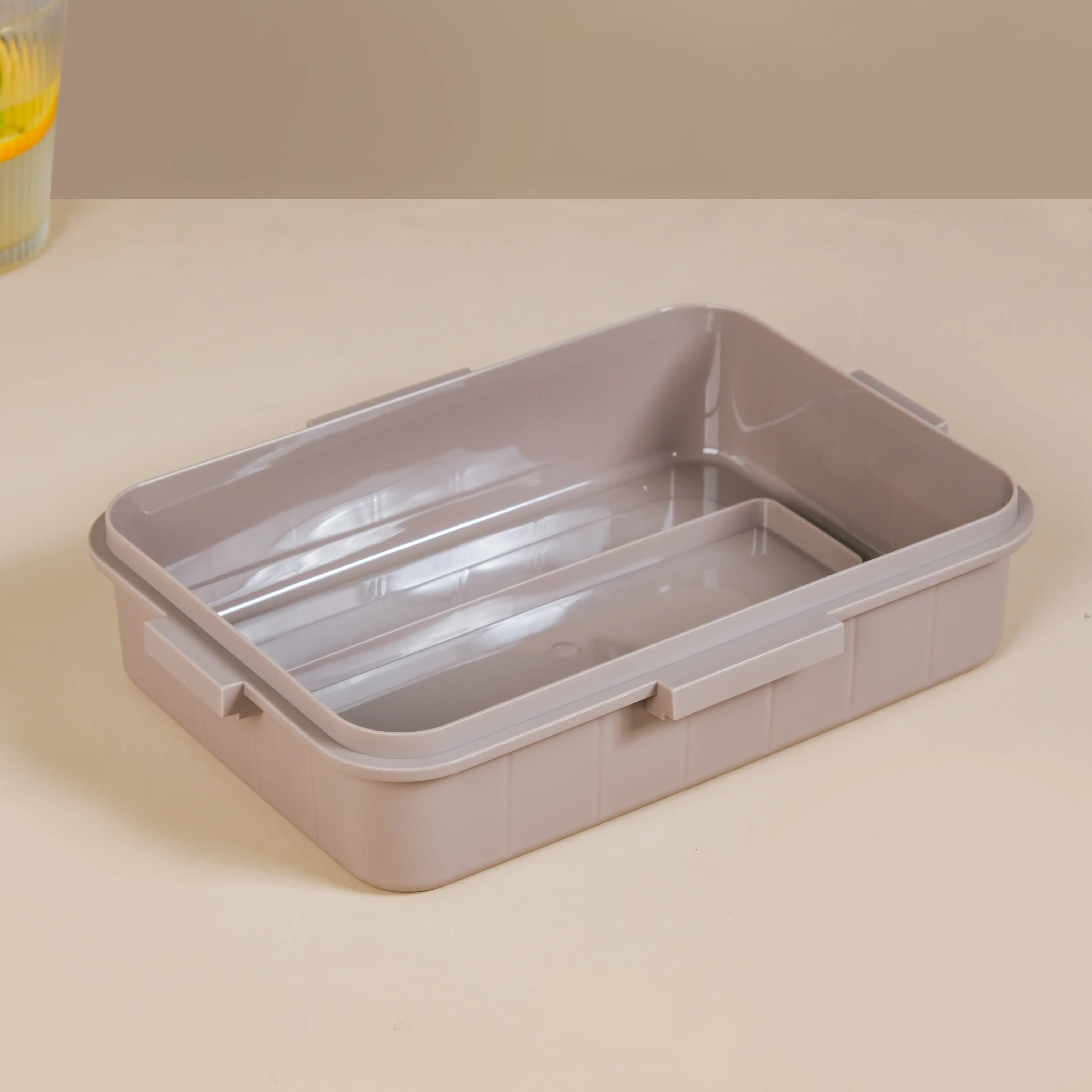 Insulated Bento Lunch Box With 4 Sections 900ml - Image 15