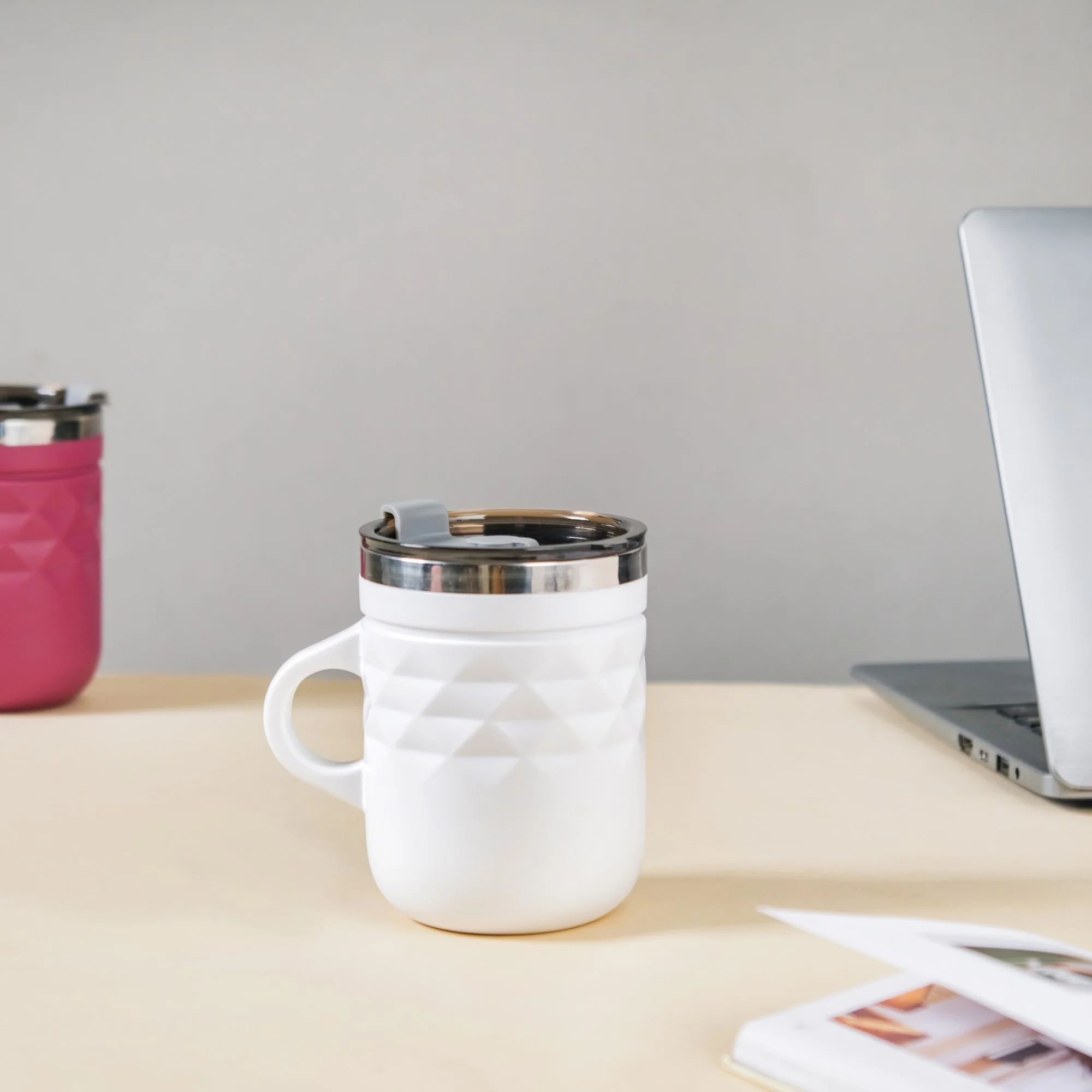 Stainless Steel Travel Mug White 400ml - Image 11