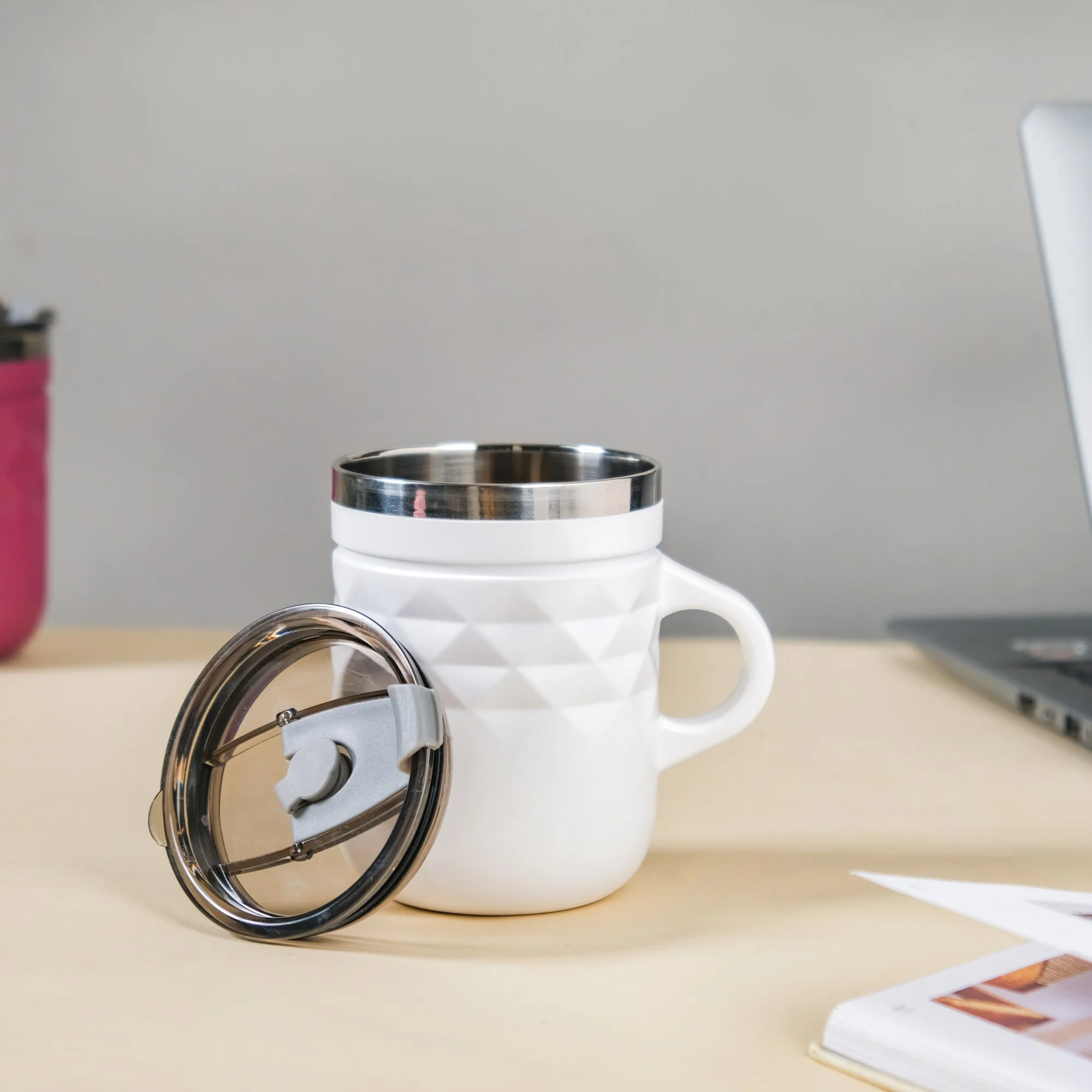 Stainless Steel Travel Mug White 400ml - Image 2