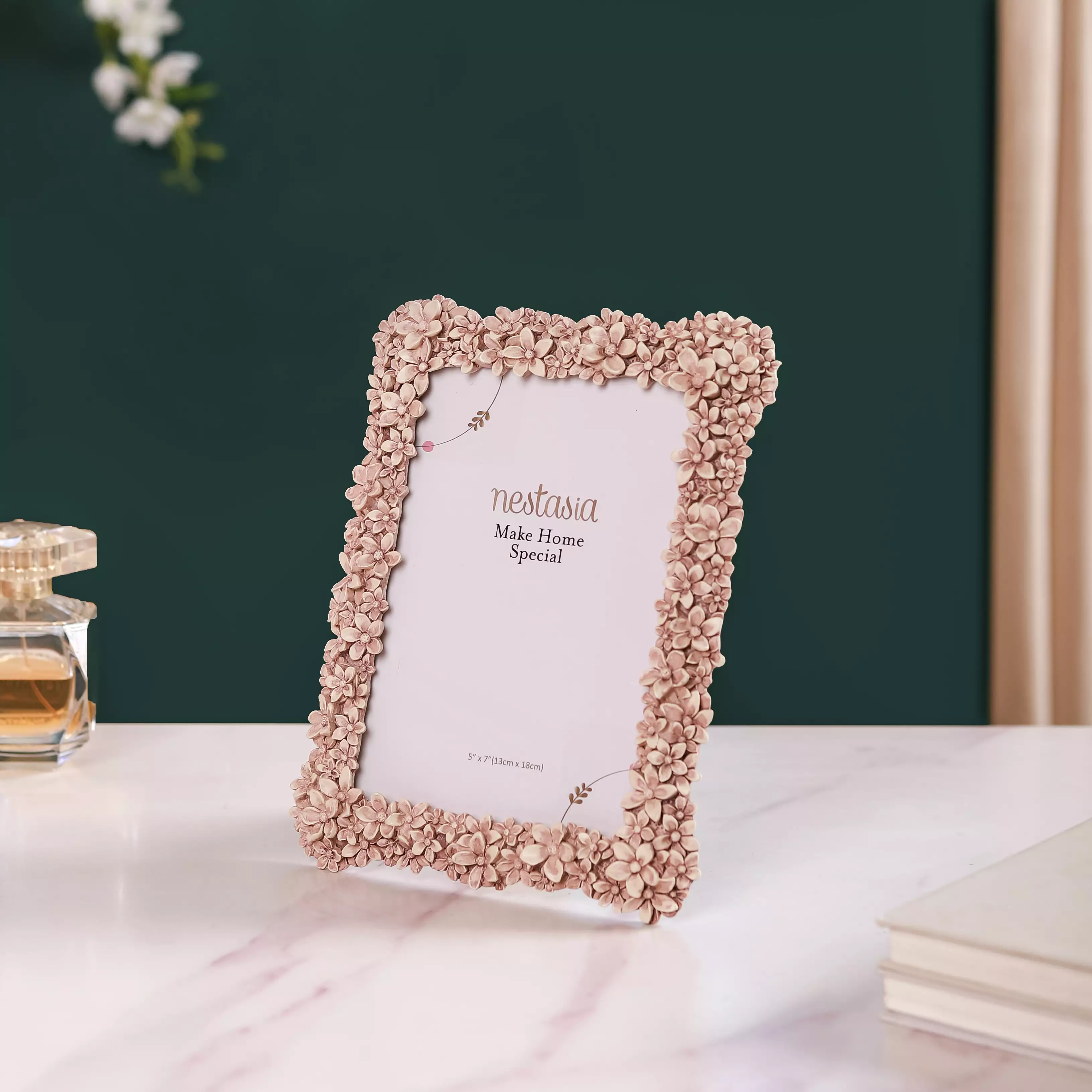 Intricate Ditsy Flower Photo Frame 9"x7" - Image 4