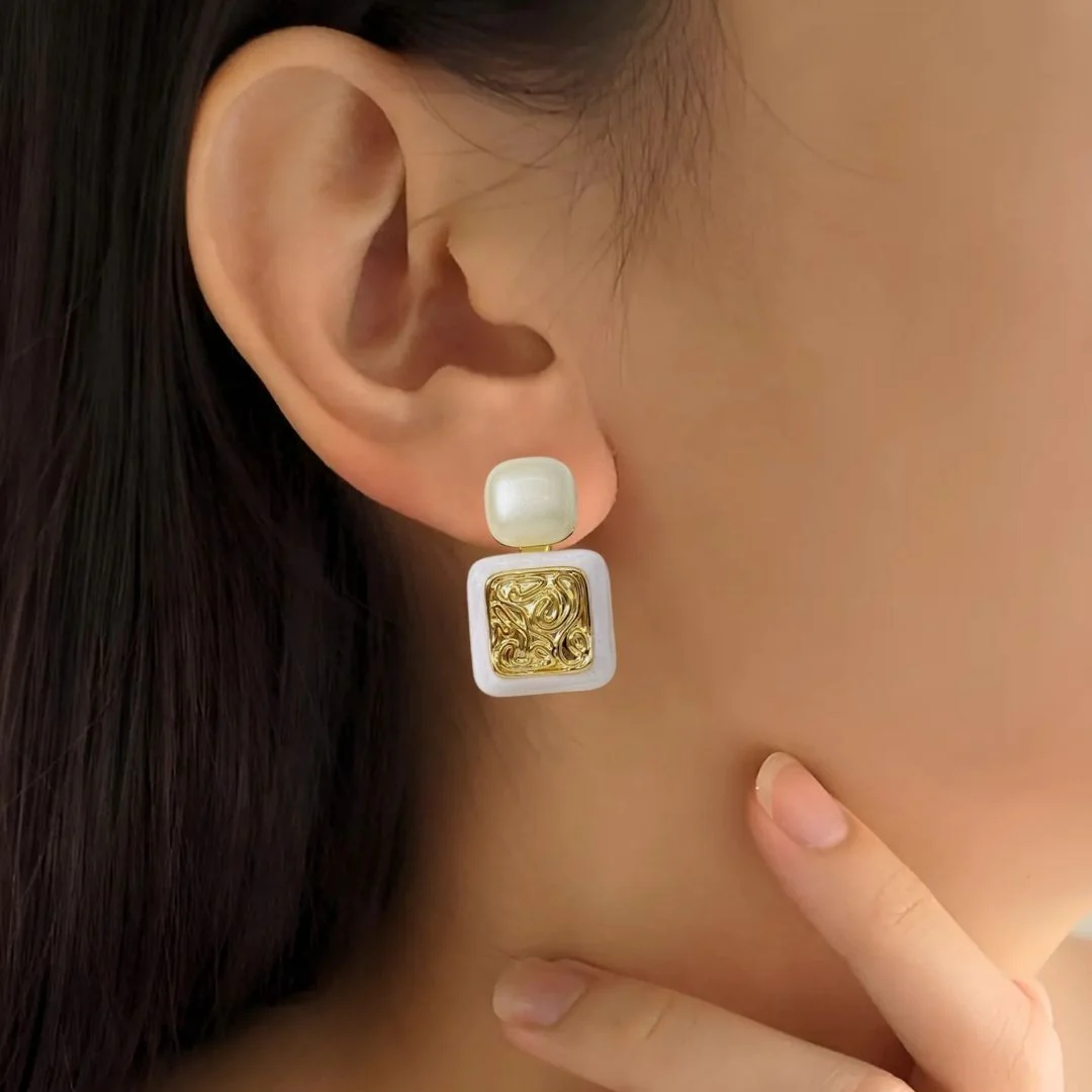 Ivory Glow Earrings - Image 2
