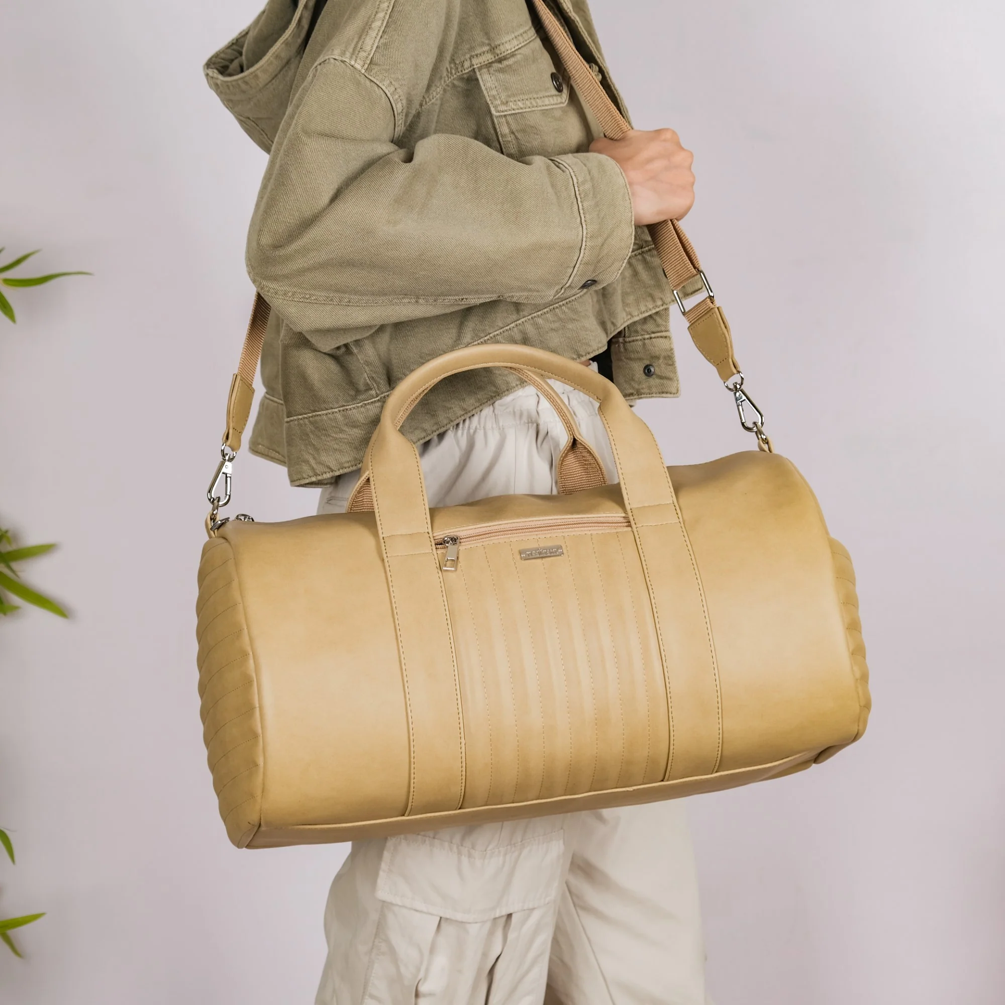 Jet-Setter Duffle Bag Beige Large 17x9 Inch - Image 2