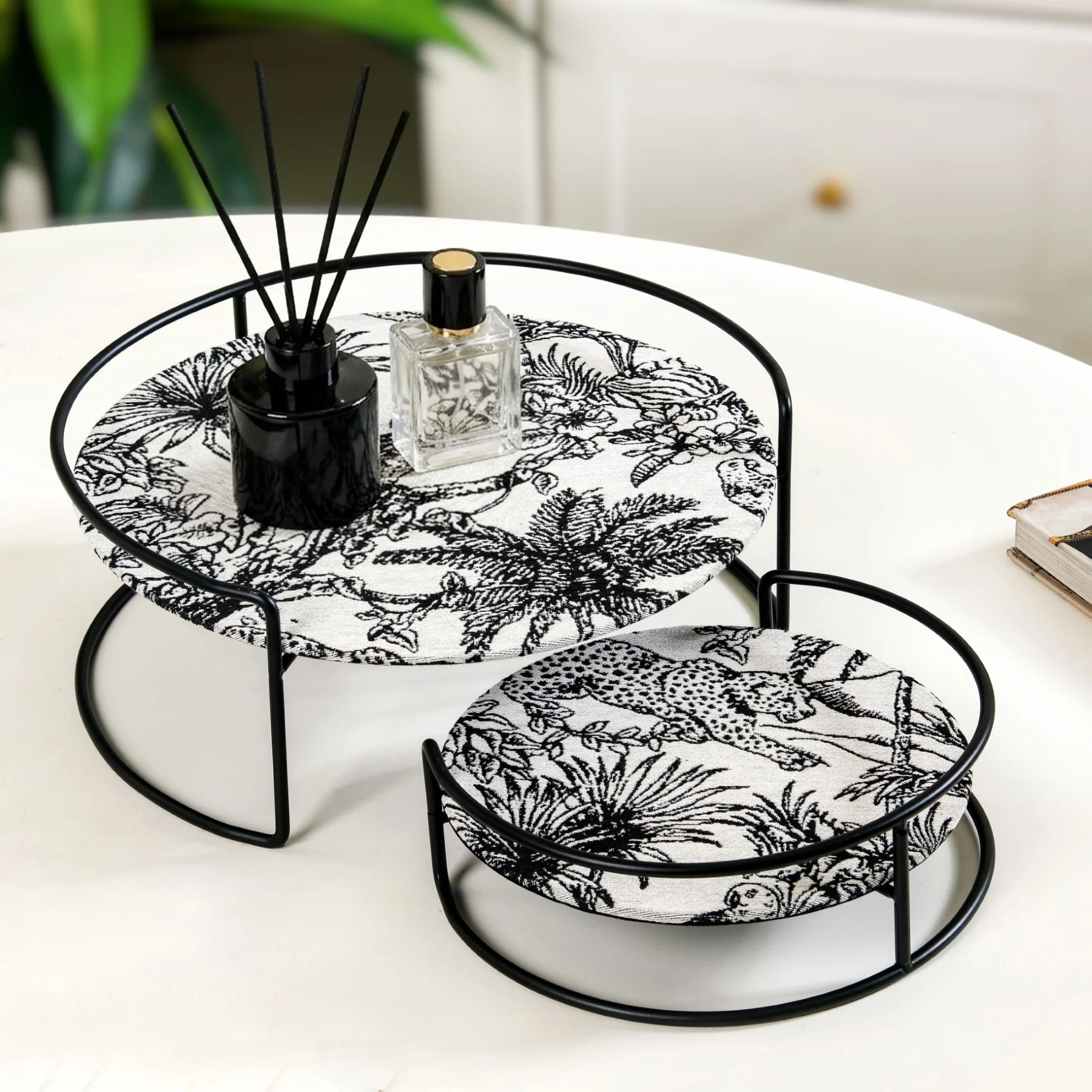 Jungle Safari Artistic Vanity Display Stand Set Of 2