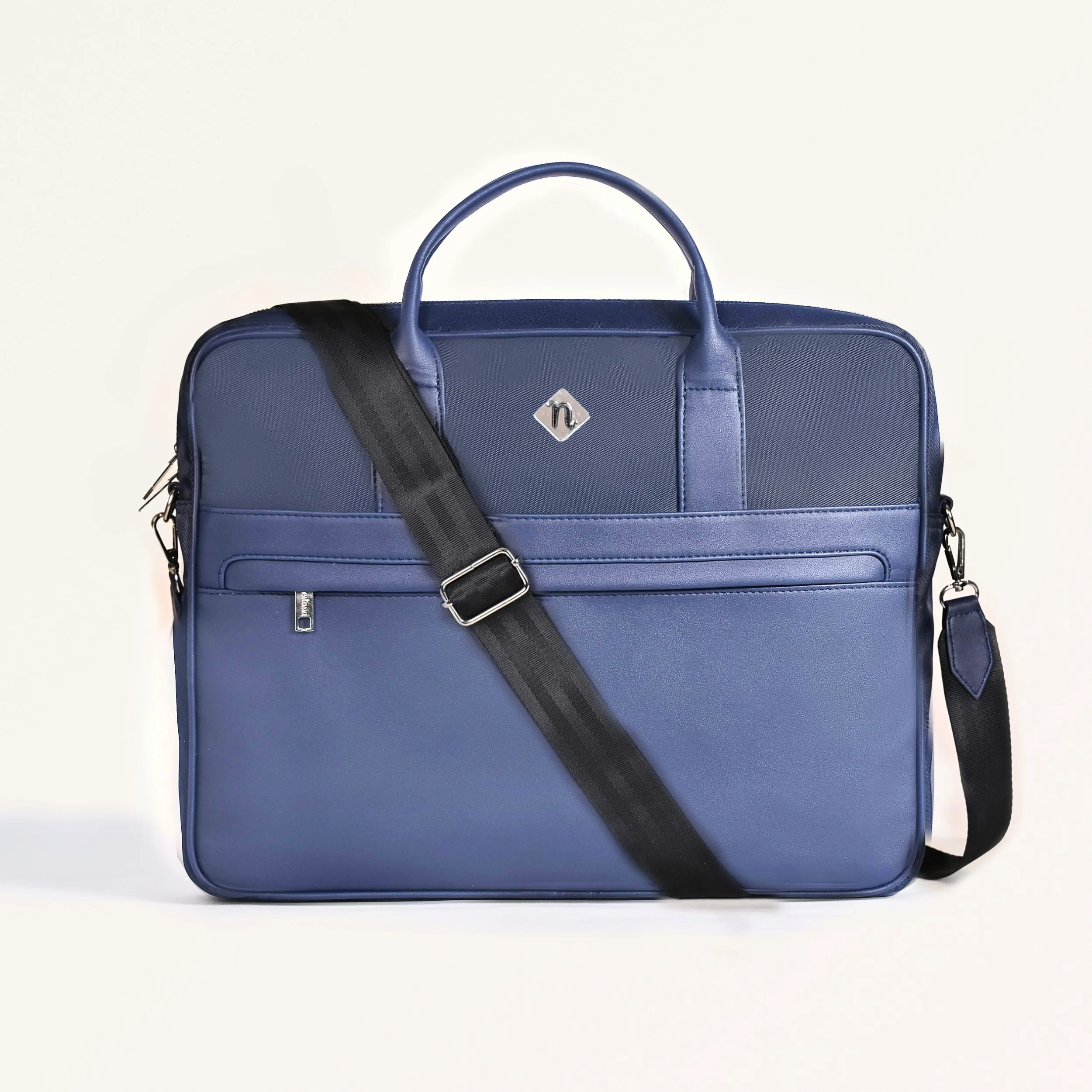 Kaizen Laptop Bag Navy 15 Inch - Image 2