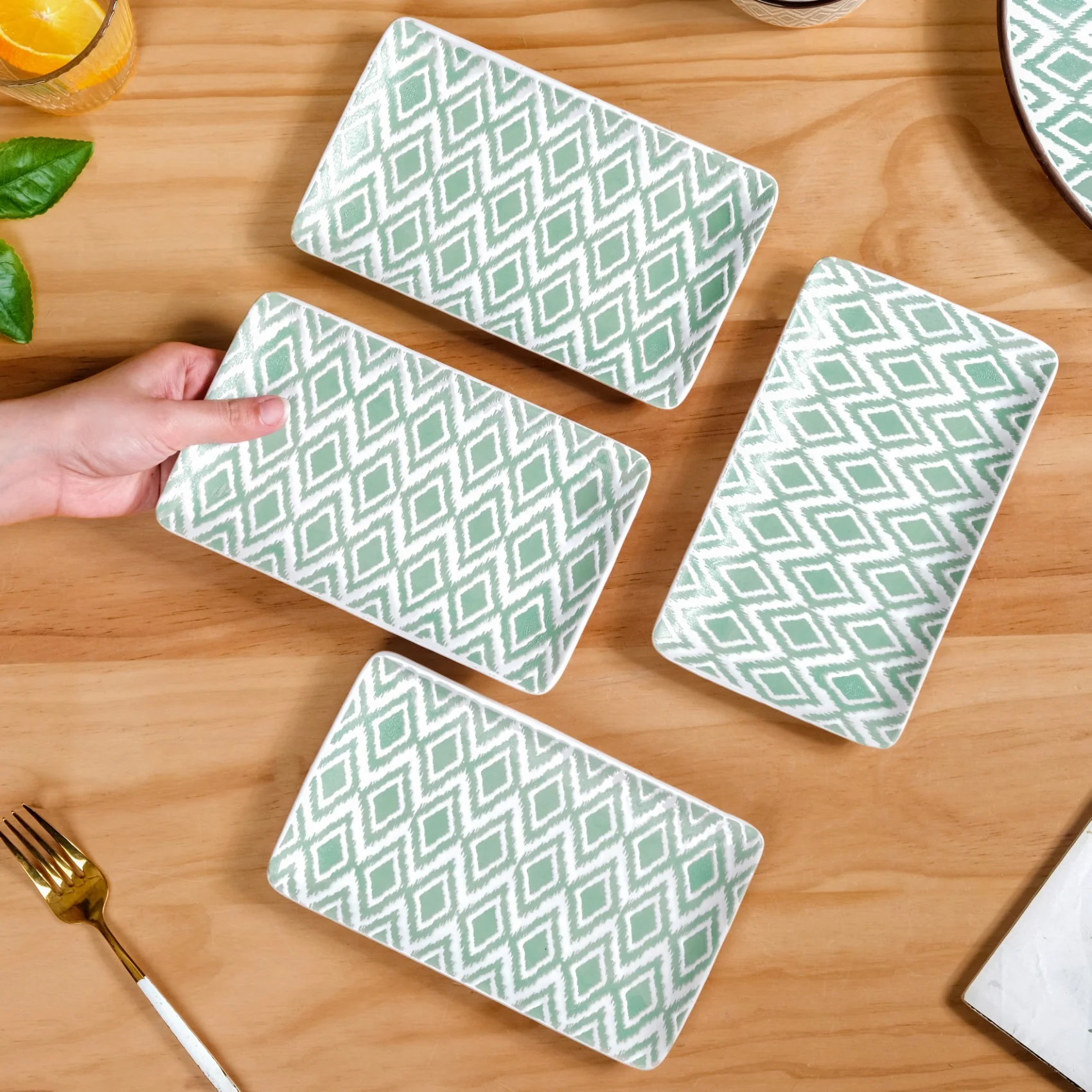 Kaleido Ceramic Platter Set Of 4 Green 7 Inch - Image 2