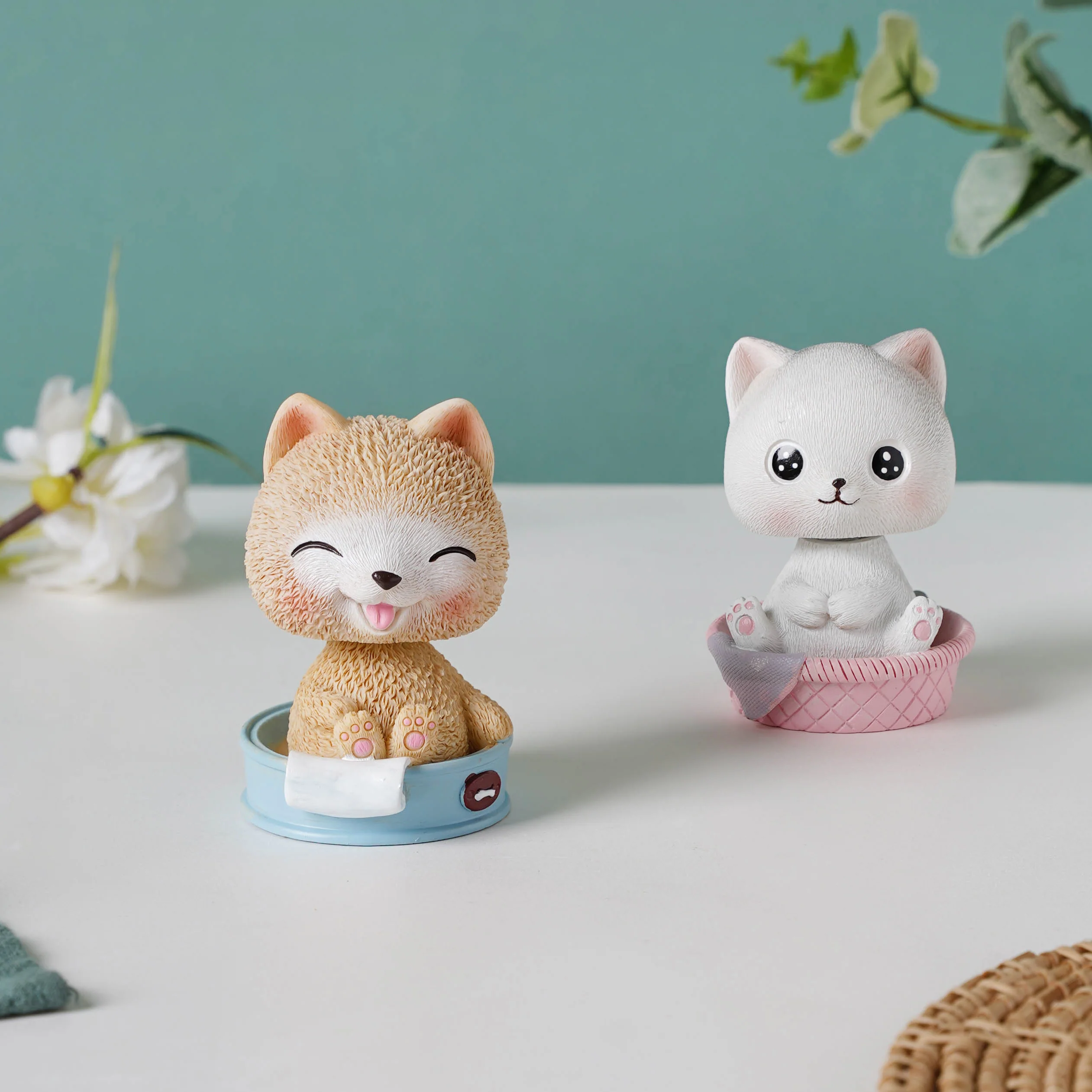 Kitty In A Tub Resin Bobble Head Showpiece - Image 8