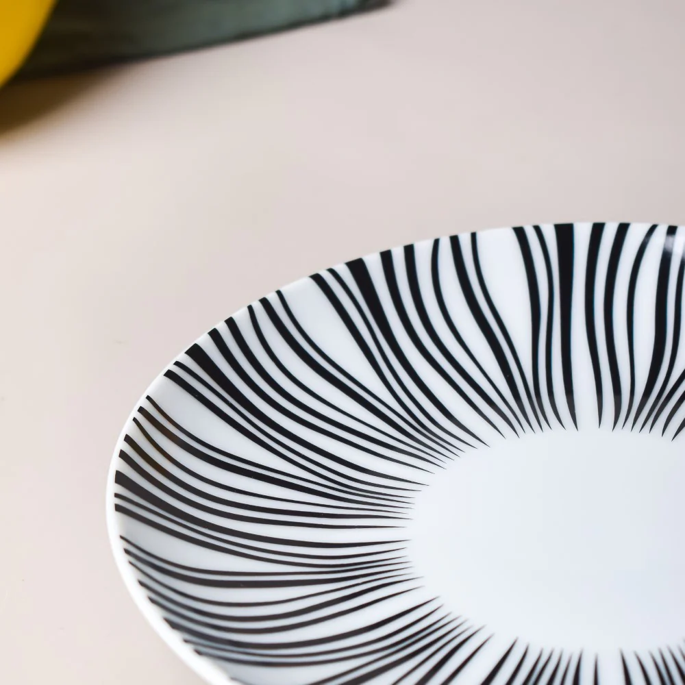 La Mode Printed Ceramic Dessert Plate White 6 Inch - Image 5