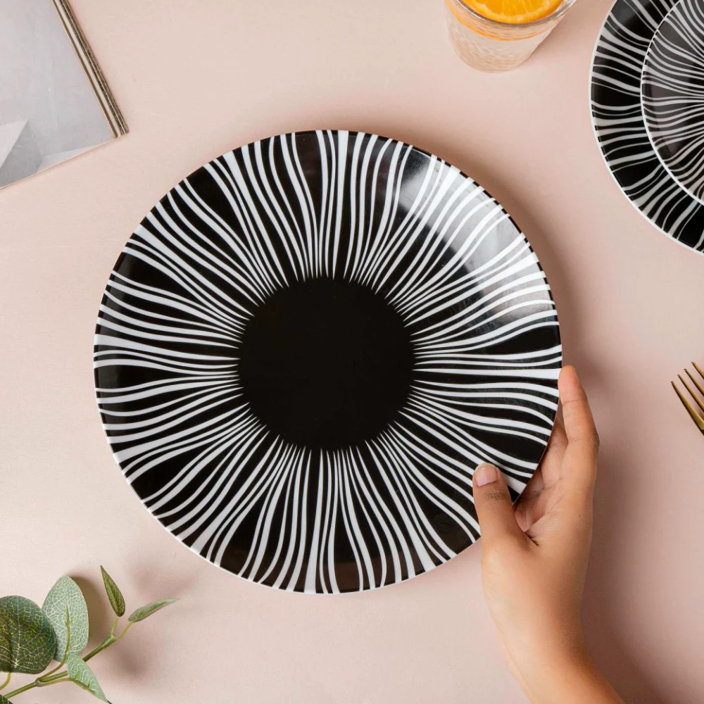 La Mode Printed Ceramic Dinner Plate Black 10 Inch - Image 4