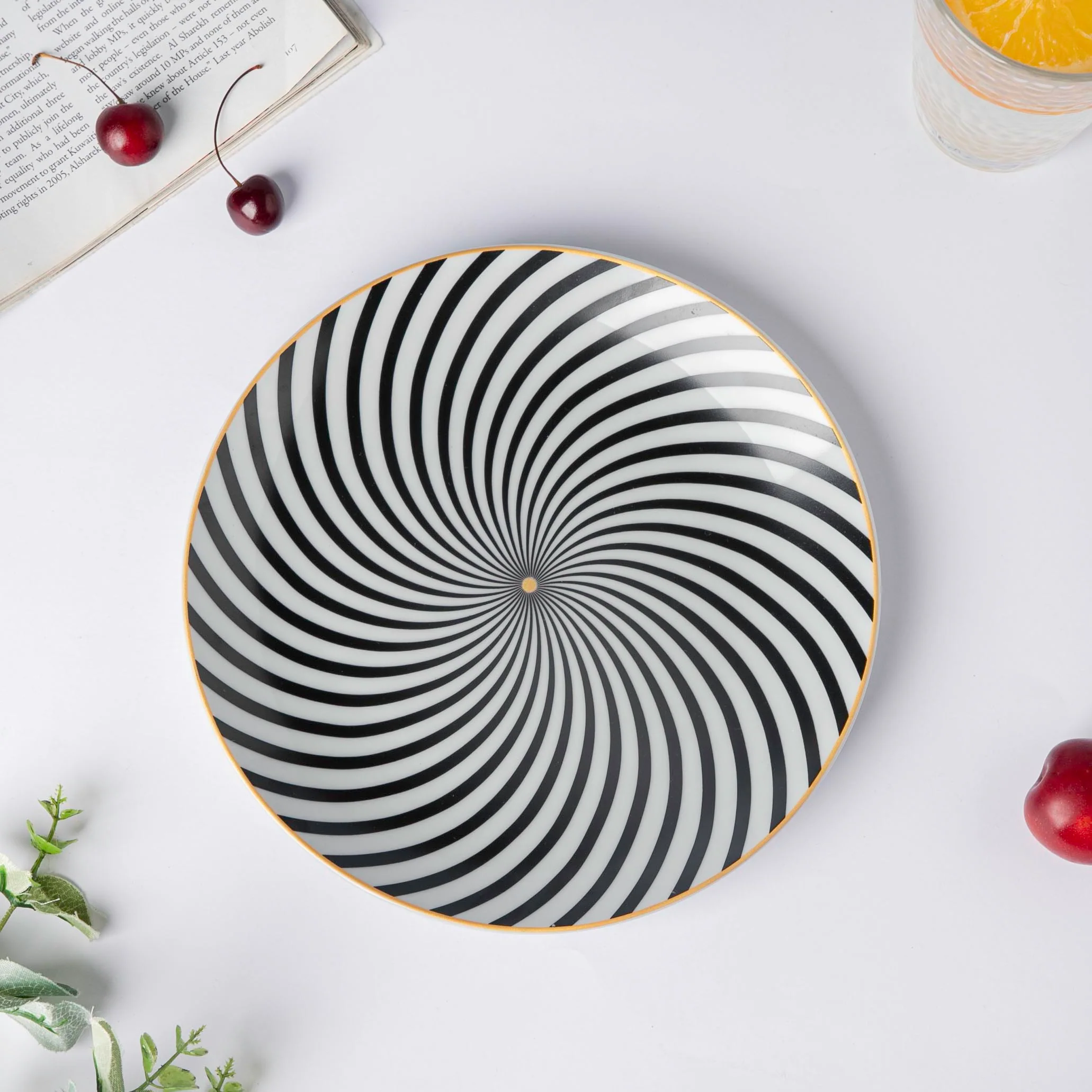 La Mode Spiral Snack Plate 8 Inch - Image 5