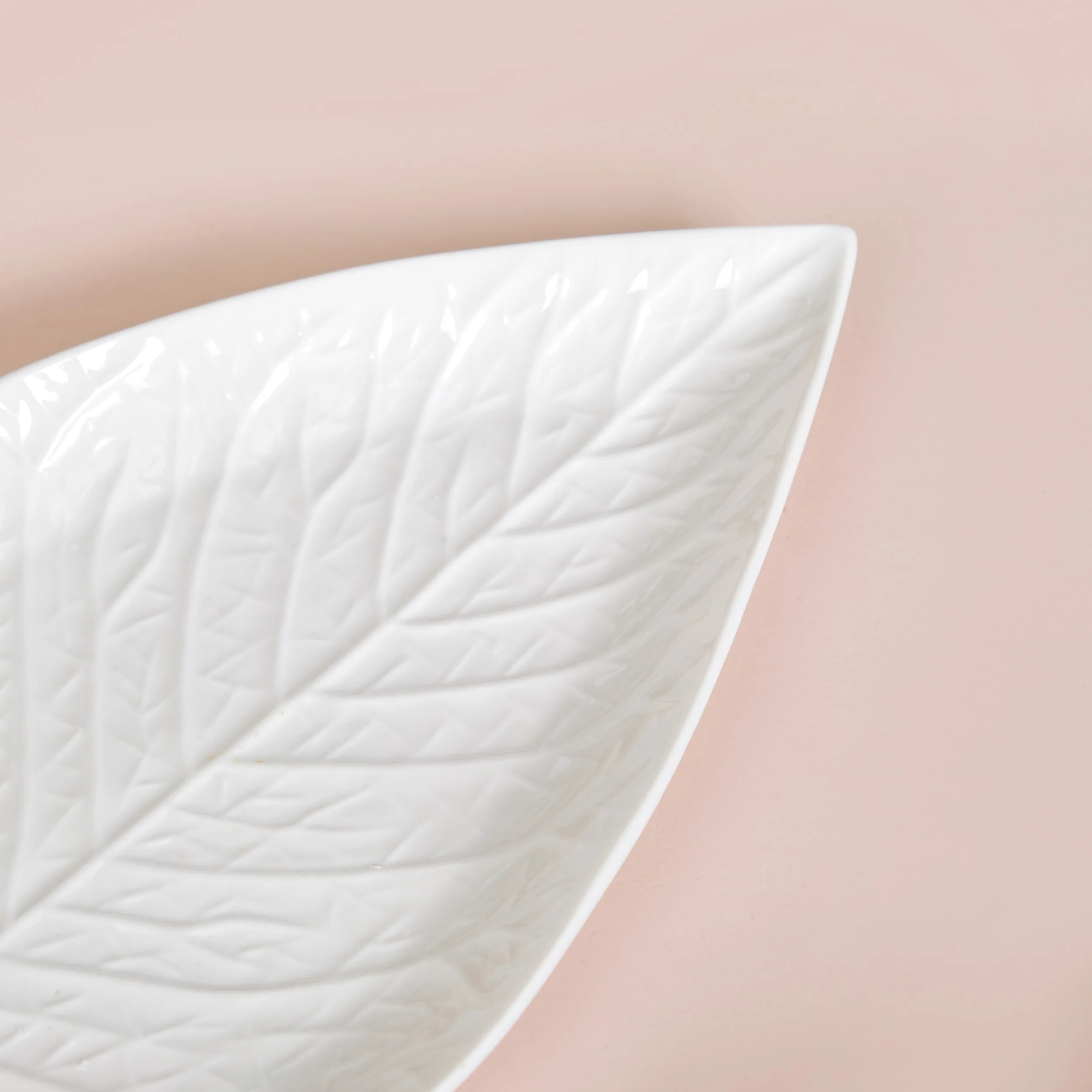 Large Bay Leaf Serving Platter 15 Inch - Image 8