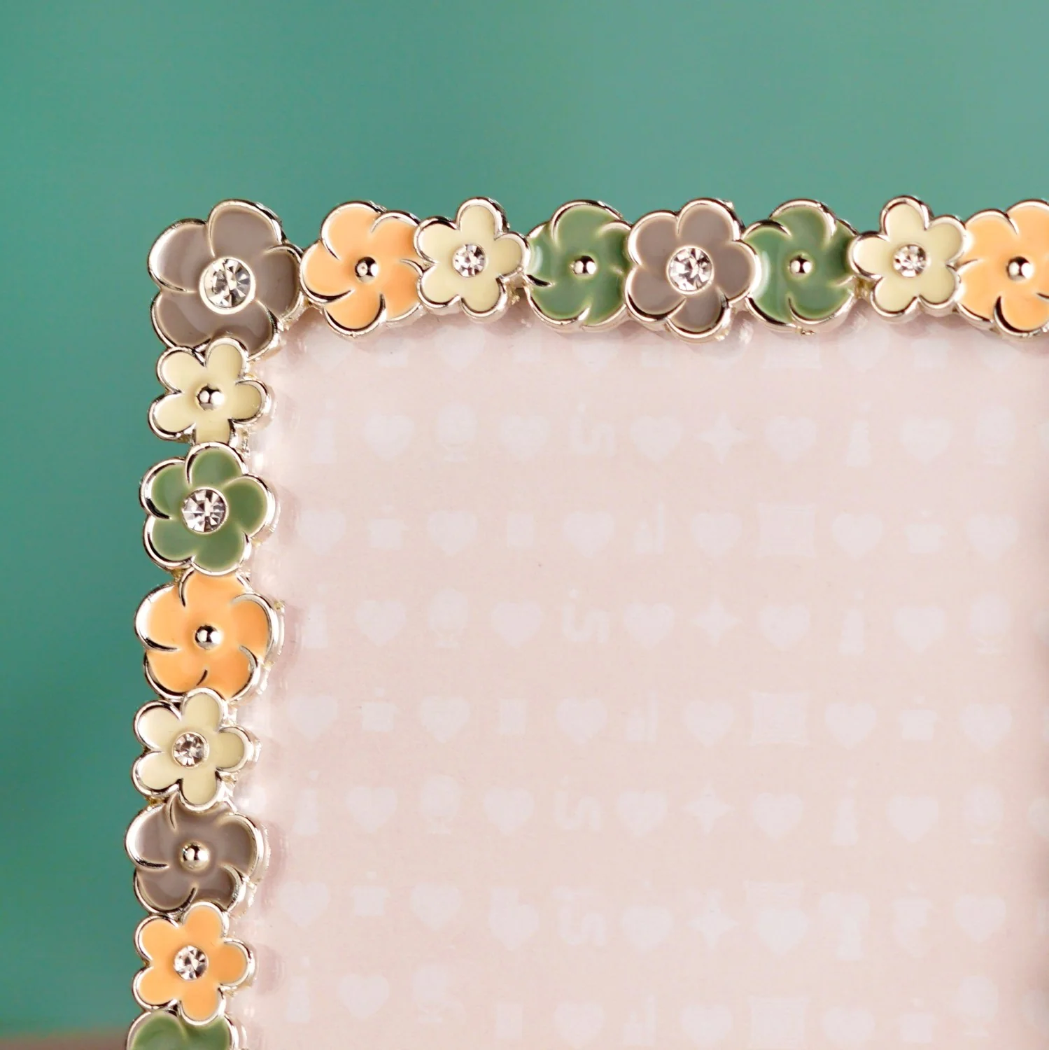 Large Blooming Memories Picture Frame 15x20cm - Image 2