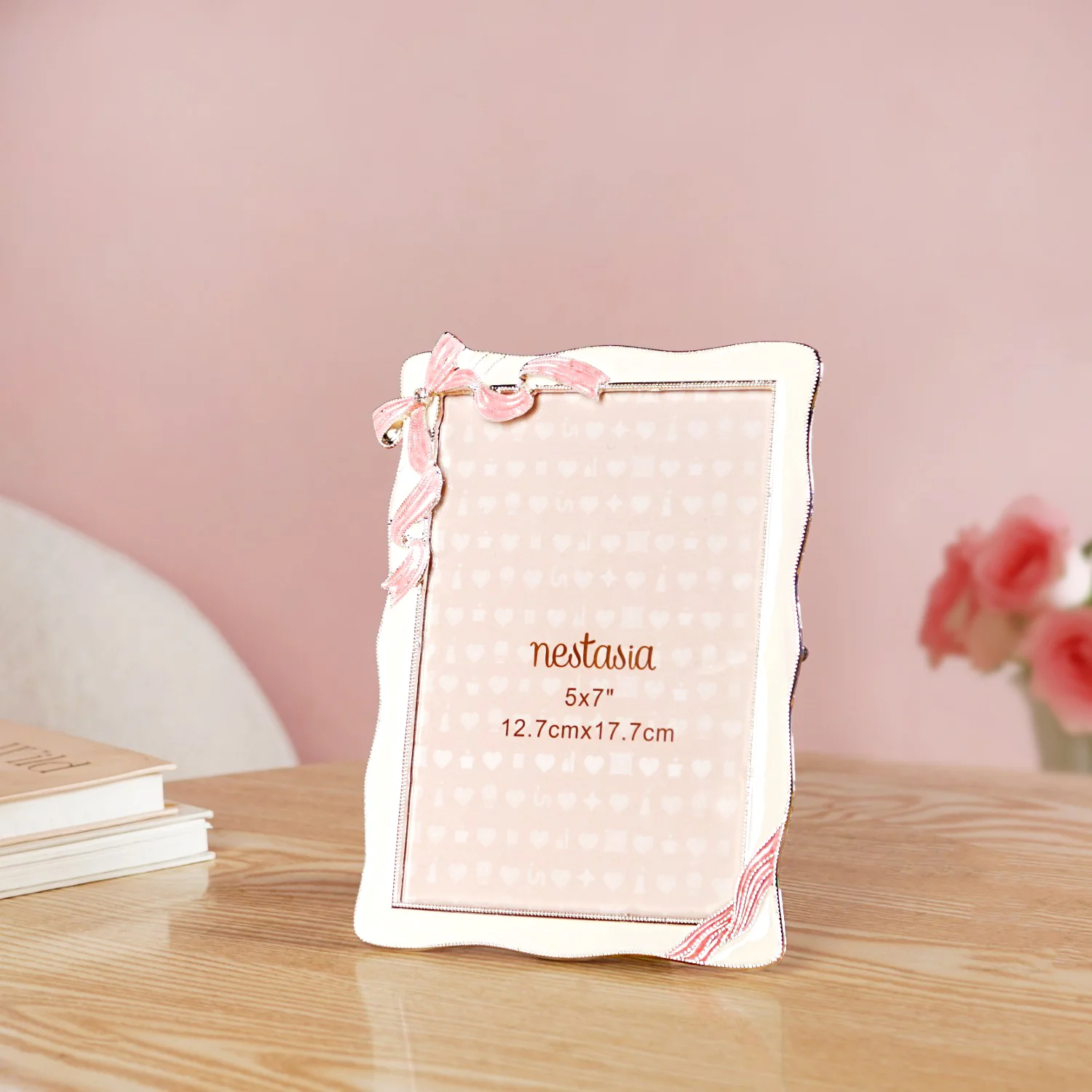 Large Blush Bow Photo Frame 13x18cm - Image 9