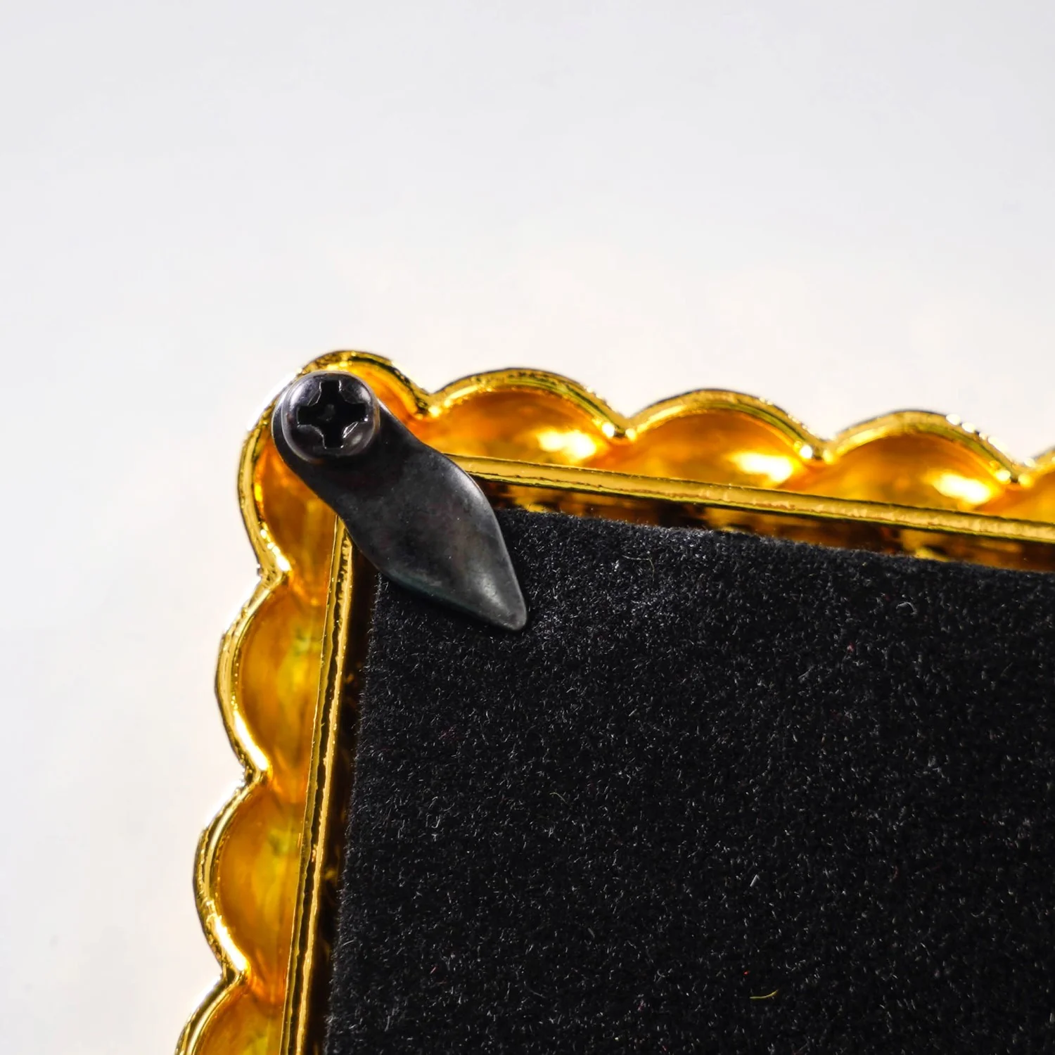 Large Twisted Gold Picture Frame 13x18cm - Image 7
