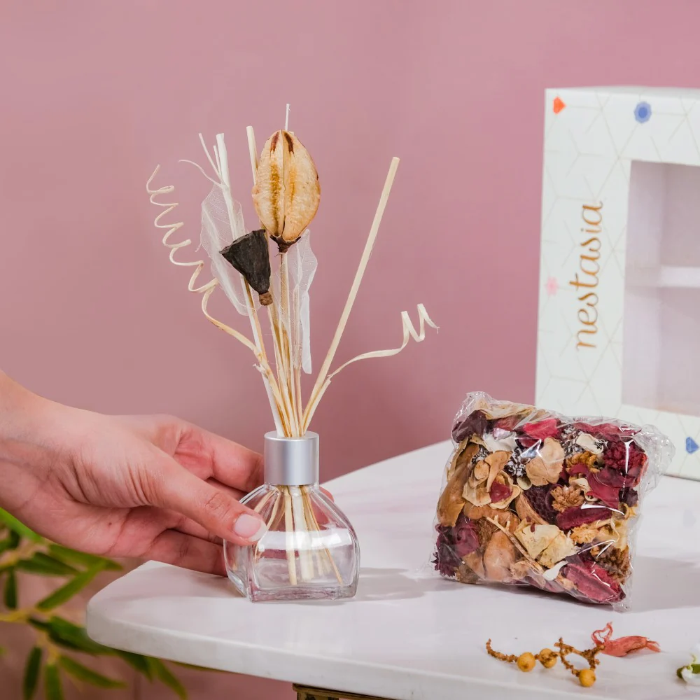 Lavender Bouquet Reed Diffuser Gift Box Set Of 3 - Image 3