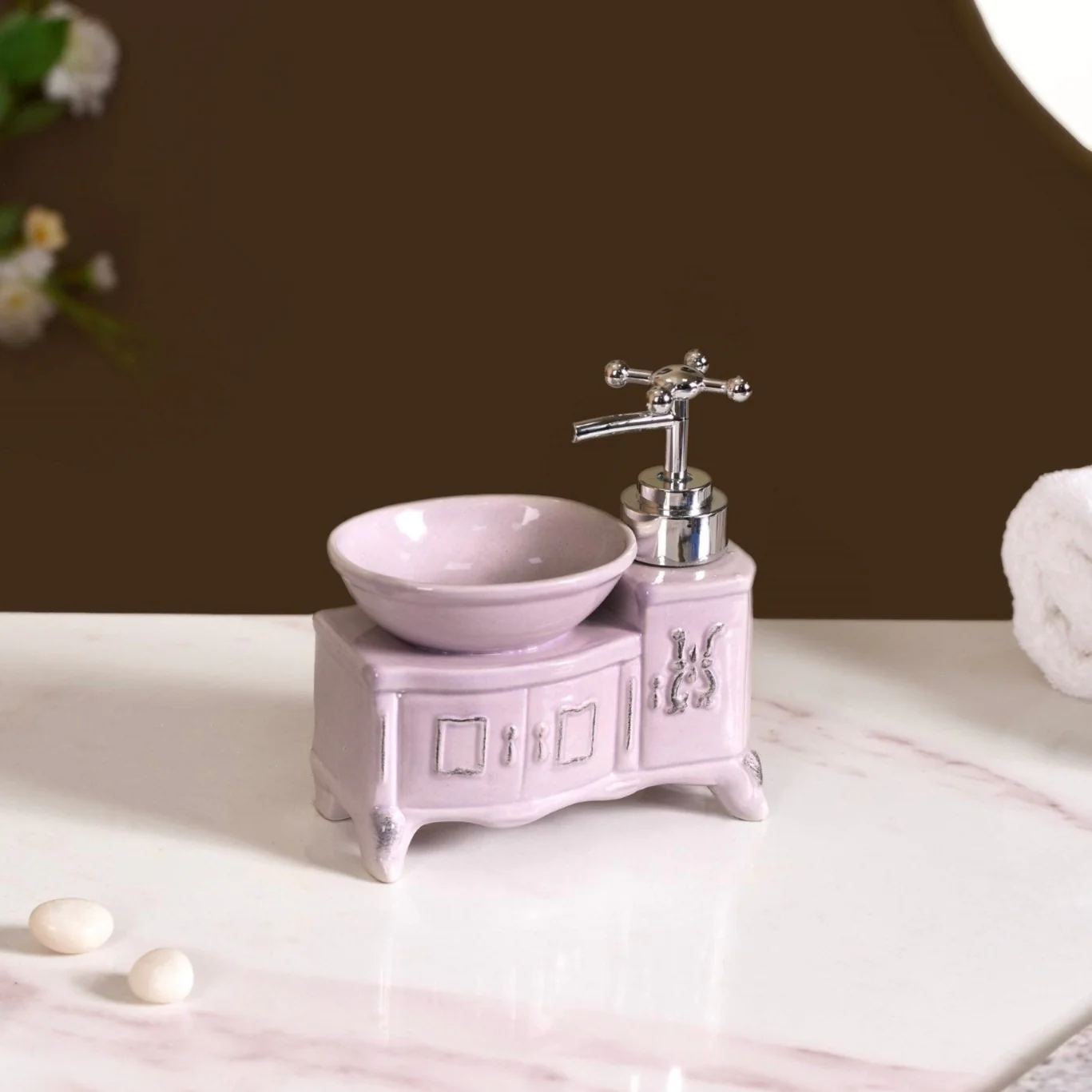 Lavender Sink Shaped Soap Dispenser - Image 3