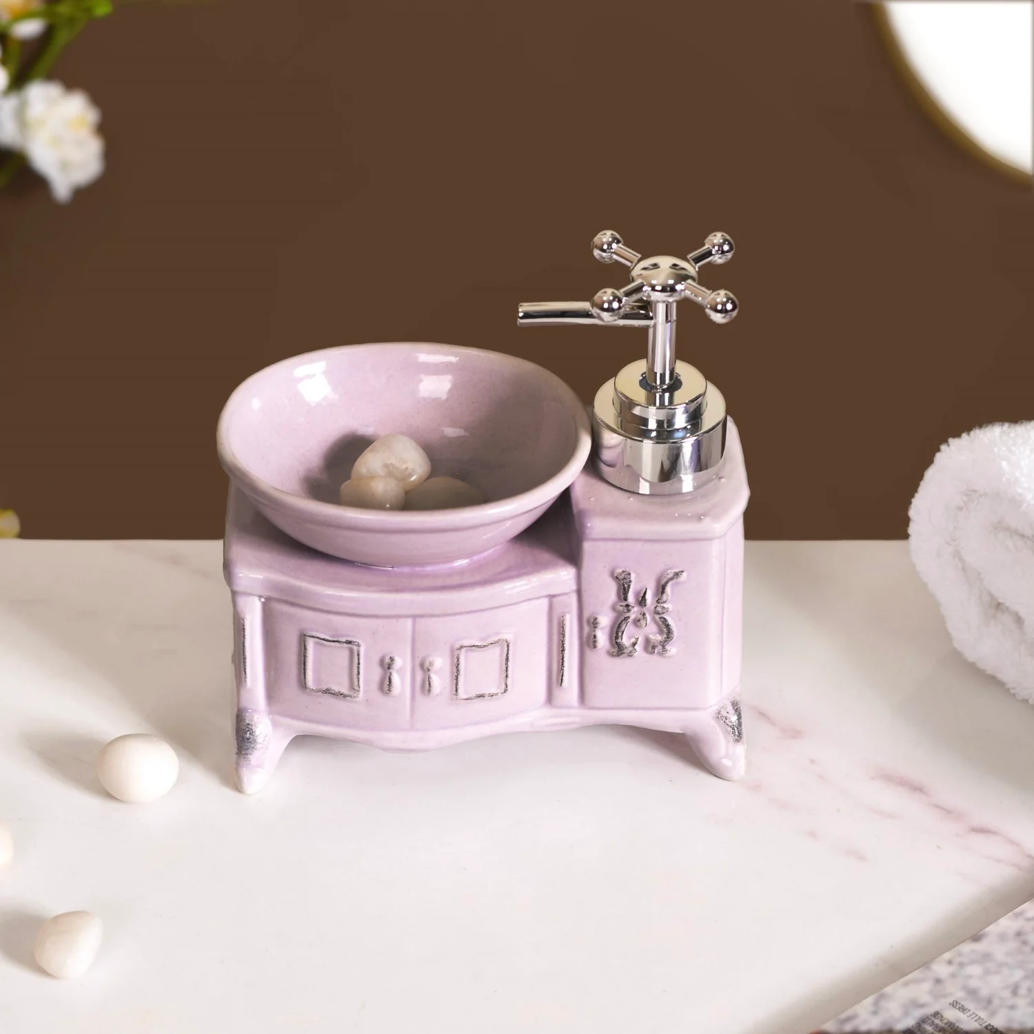 Lavender Sink Shaped Soap Dispenser - Image 9