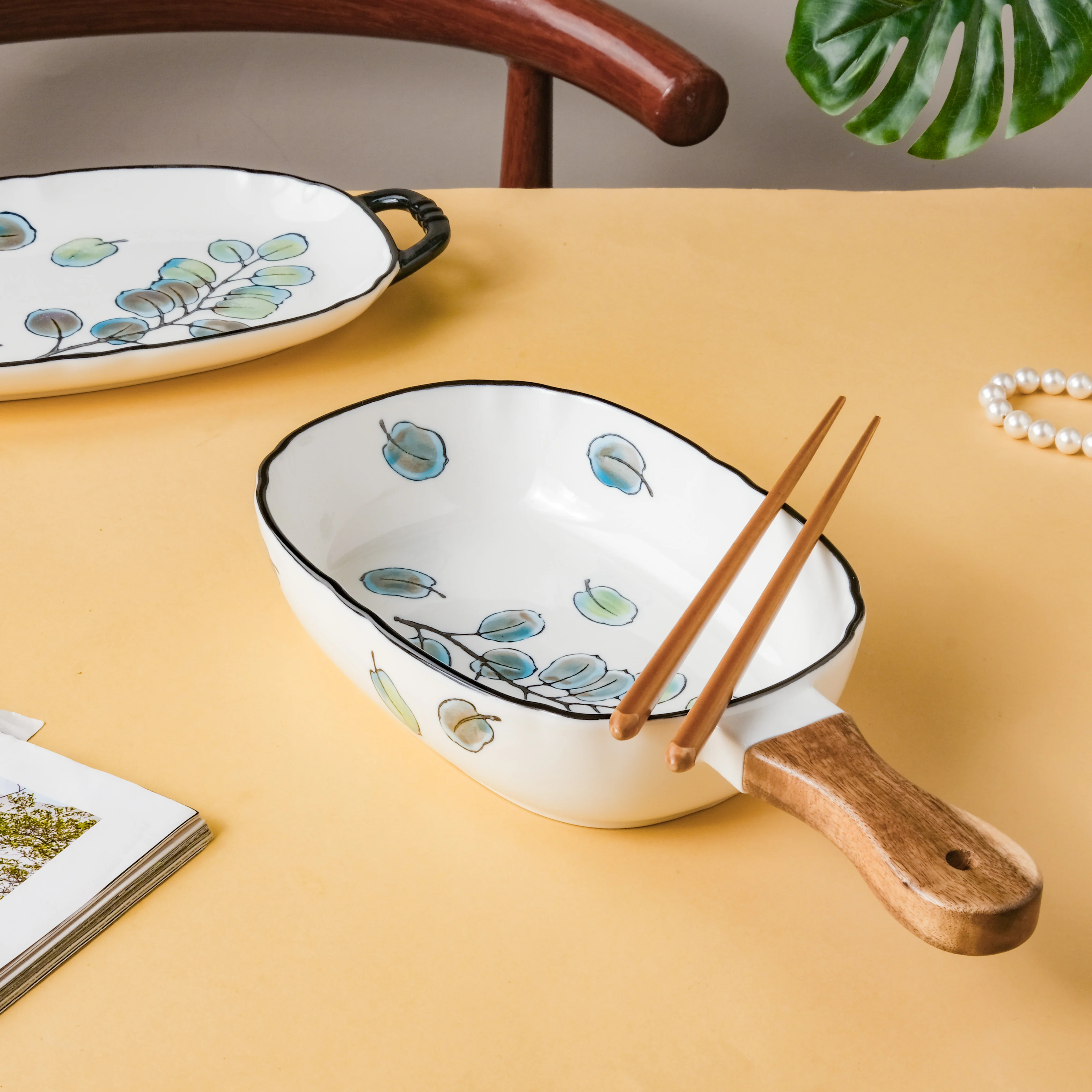 Leaf Ceramic Pasta Bowl - Image 5