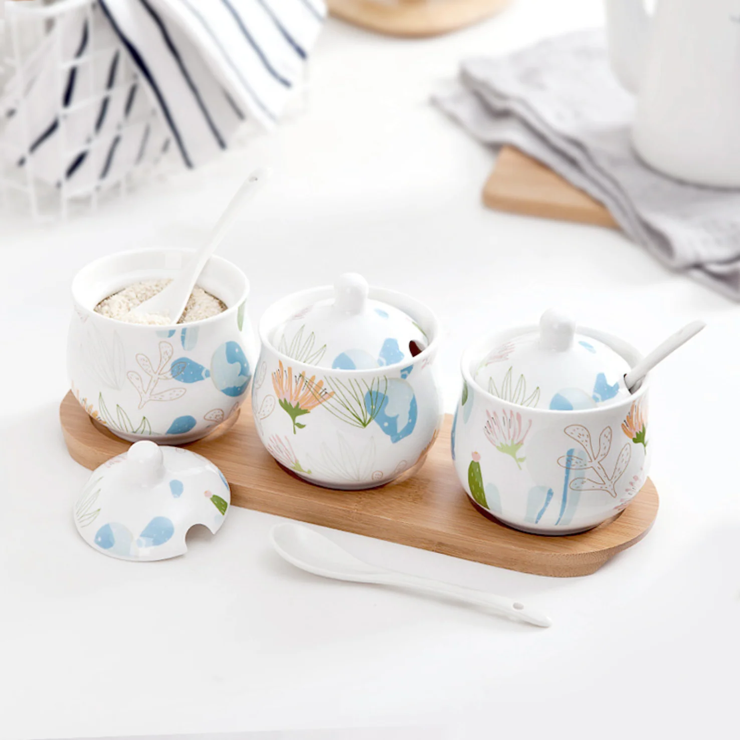 Leaf Spice Jar Set