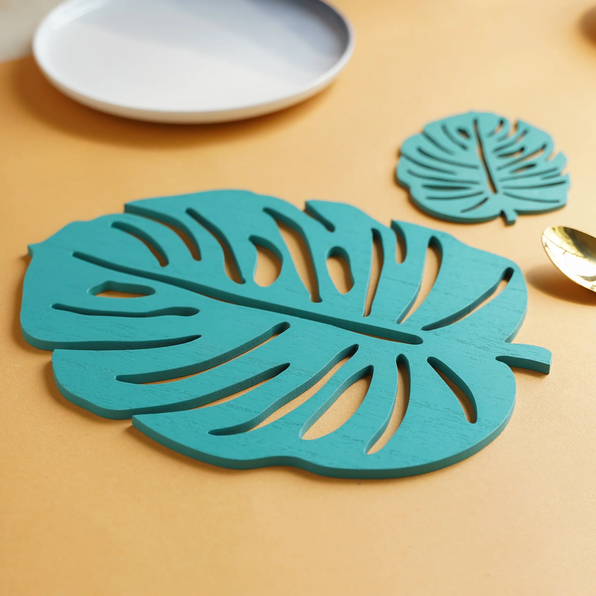 Leaf Table Mat - Image 2