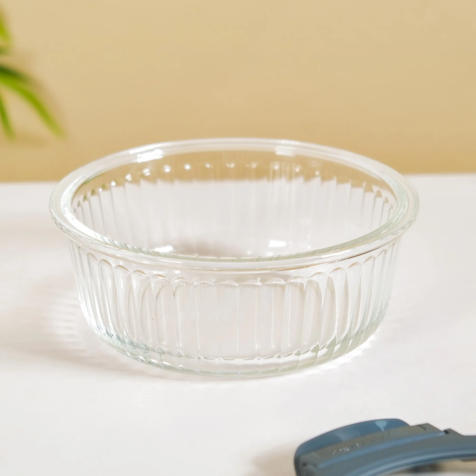 Leakproof Fluted Glass Microwave Safe Container Set Of 2 950ml - Image 9