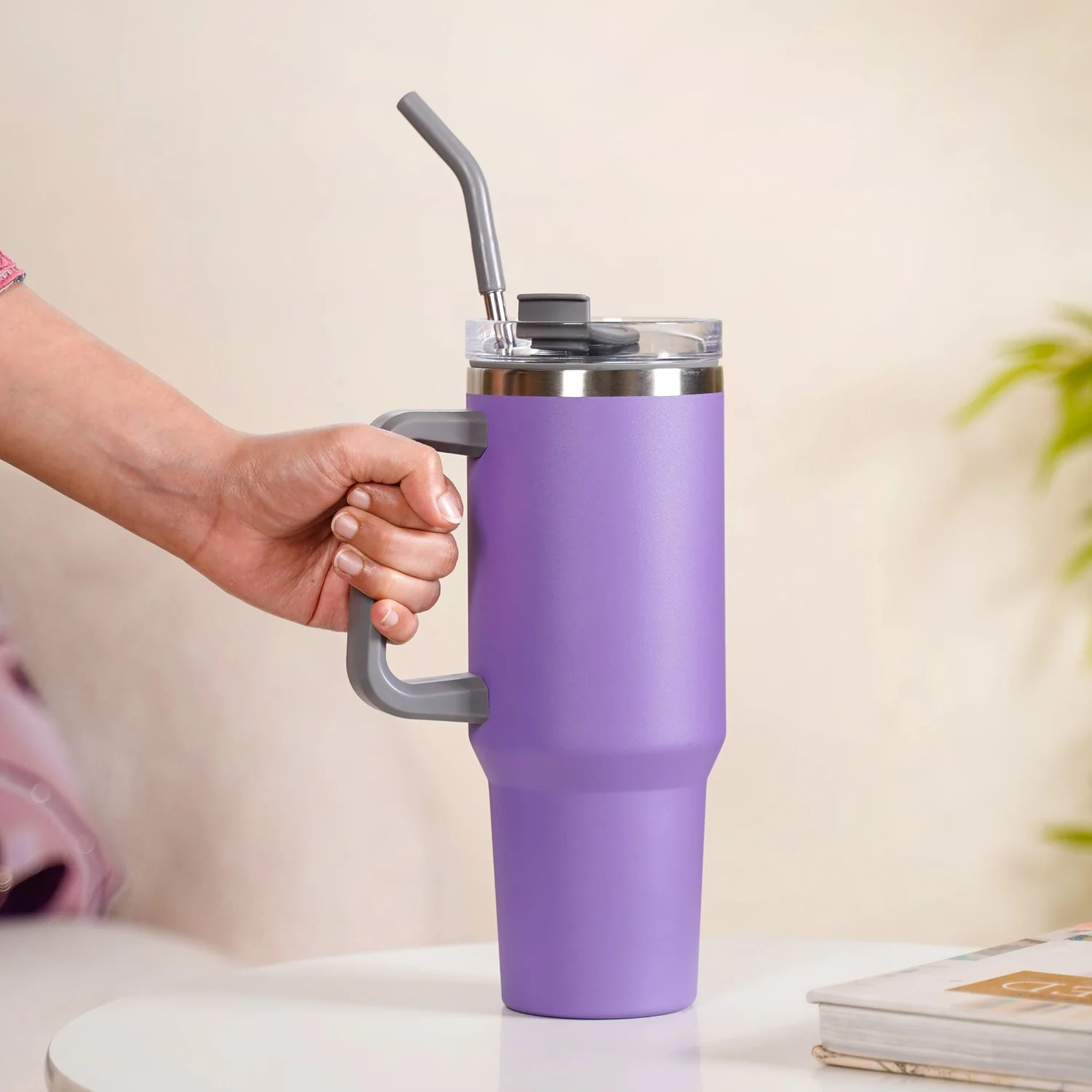 Leakproof Gym Travel Sipper Bottle 1200ml - Image 3