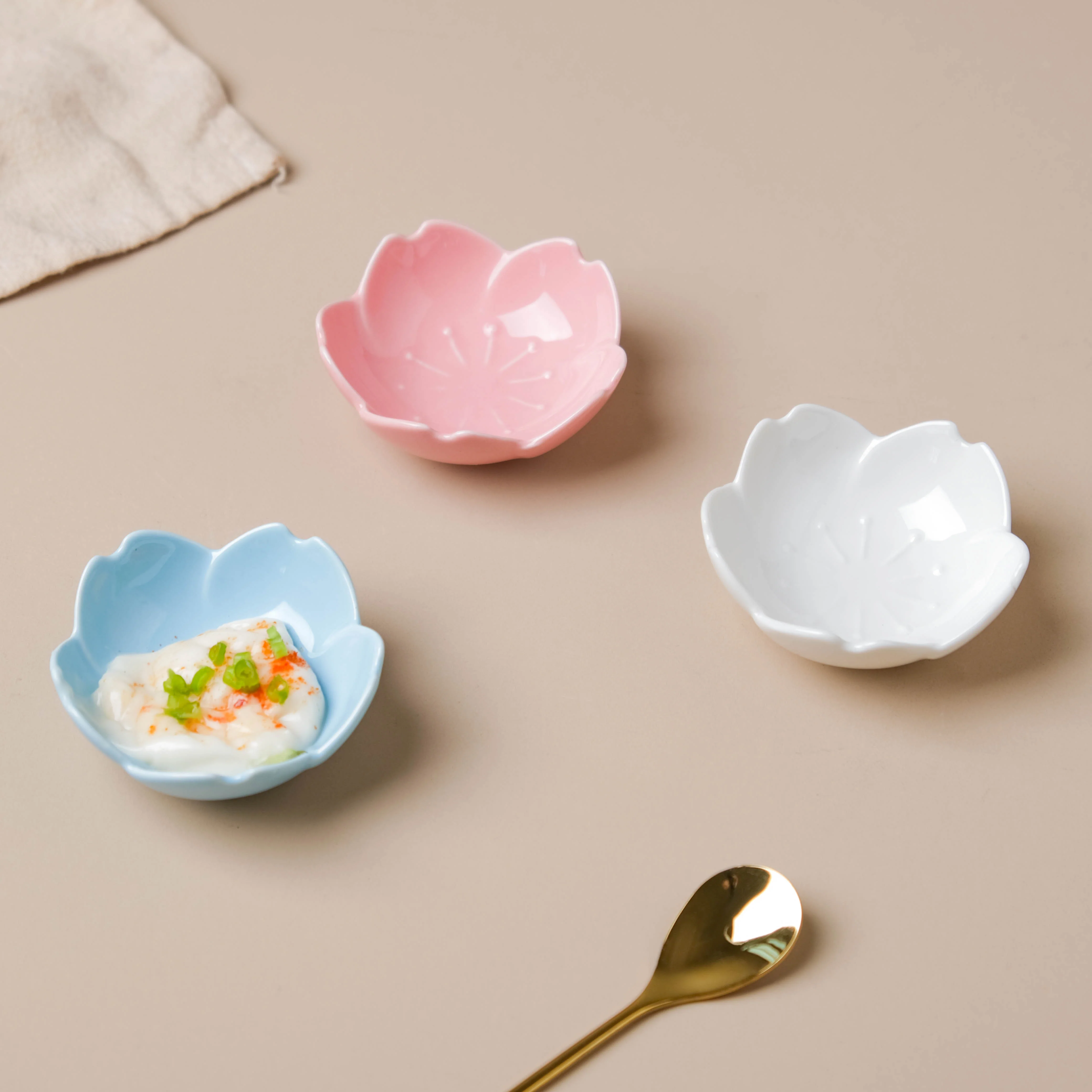 Lotus Dip Bowl