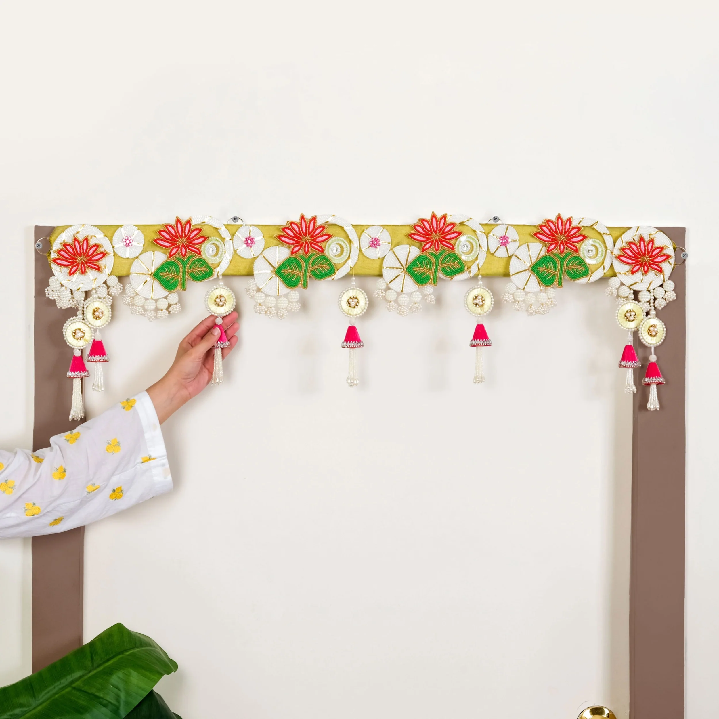 Lotus Pearl Toran For Door - Image 3