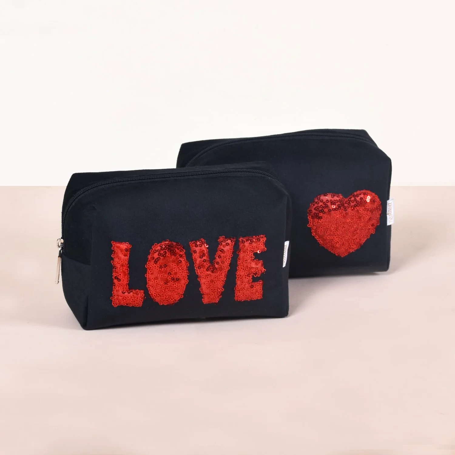 Love Heart Gift Hamper Set Of 4 - Image 5