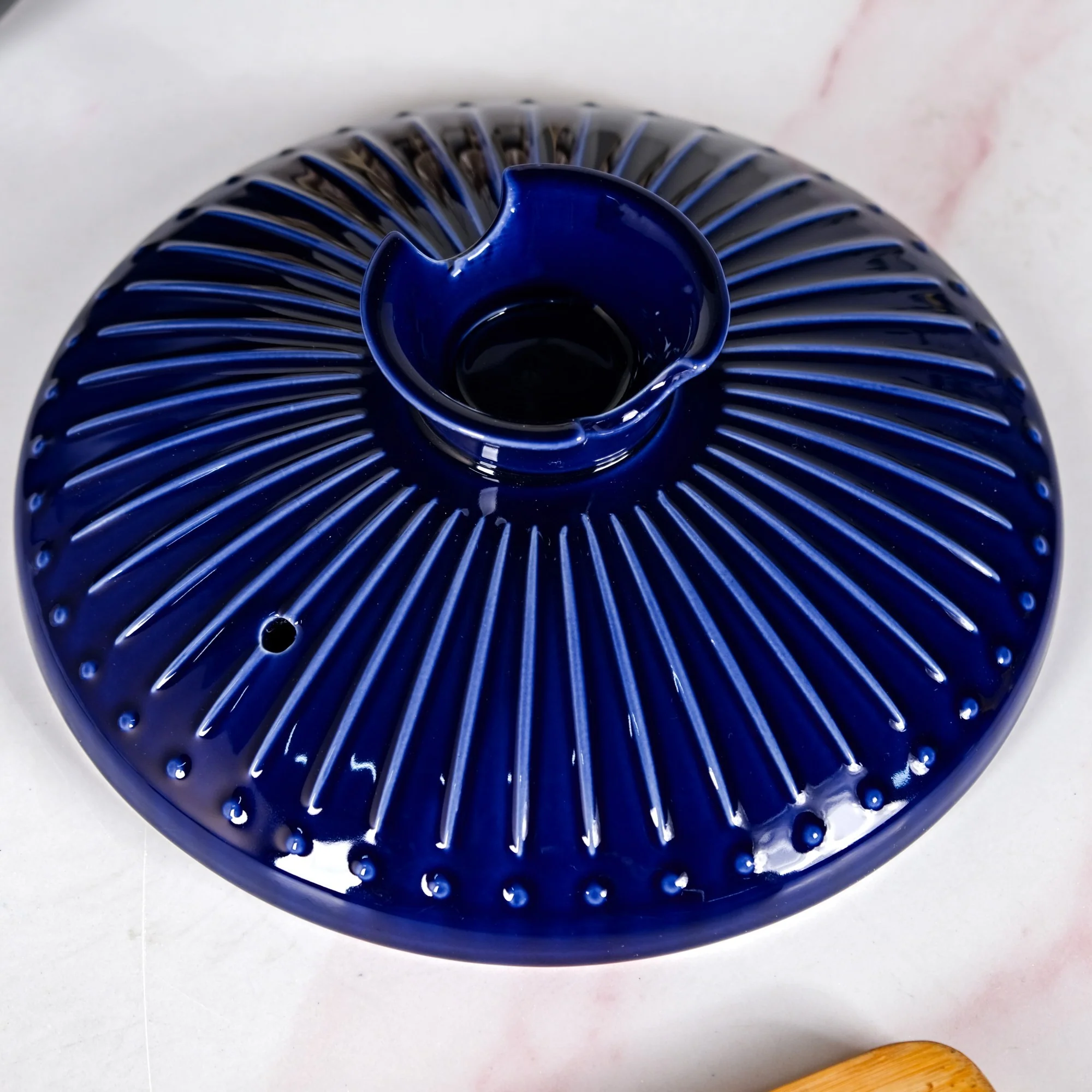 Lumea Ribbed Ceramic Cooking Pot Blue 3500ml - Image 6