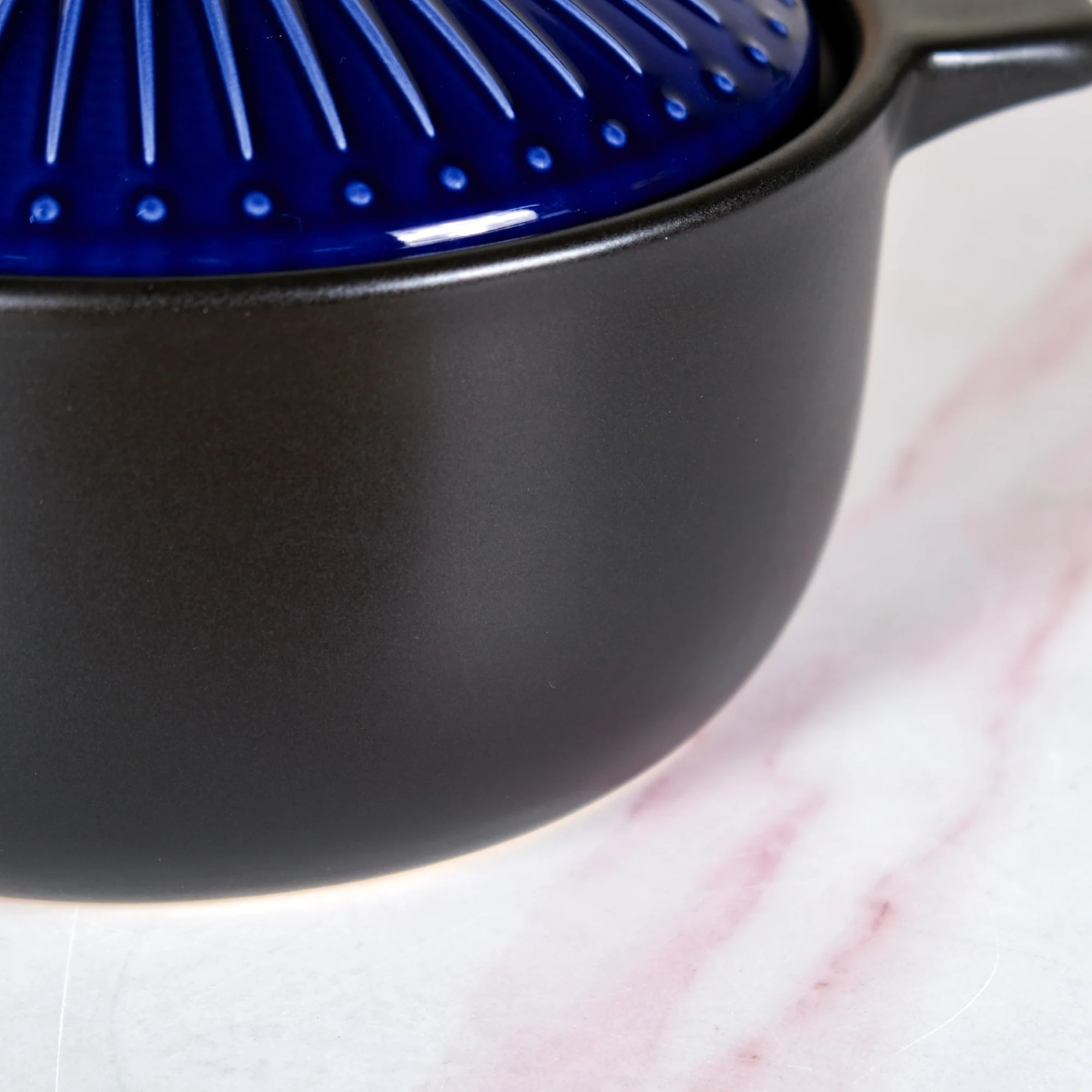 Lumea Ribbed Ceramic Cooking Pot Blue 3500ml - Image 9
