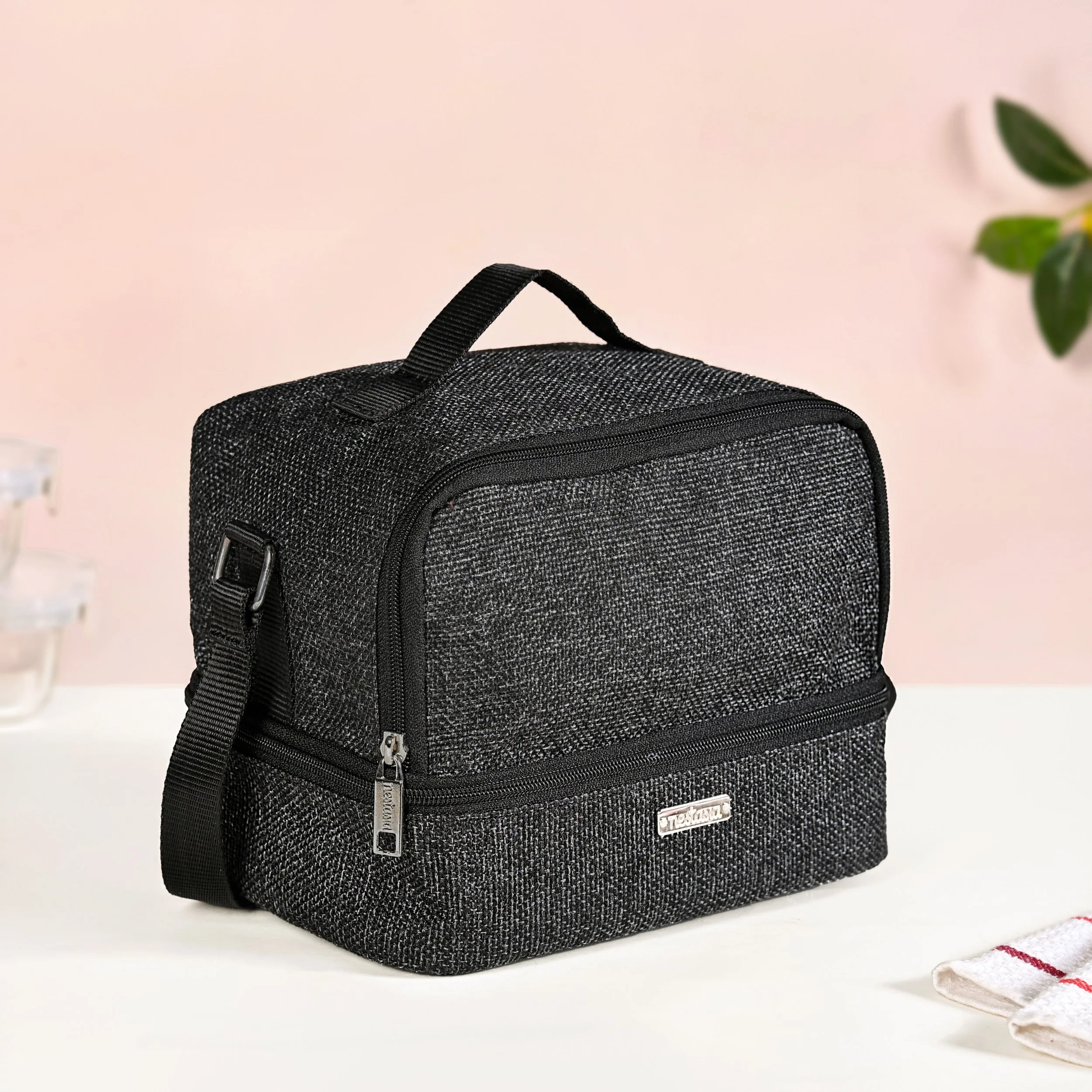 Lunchmate Dual Compartment Insulated Jute Lunch Bag Black