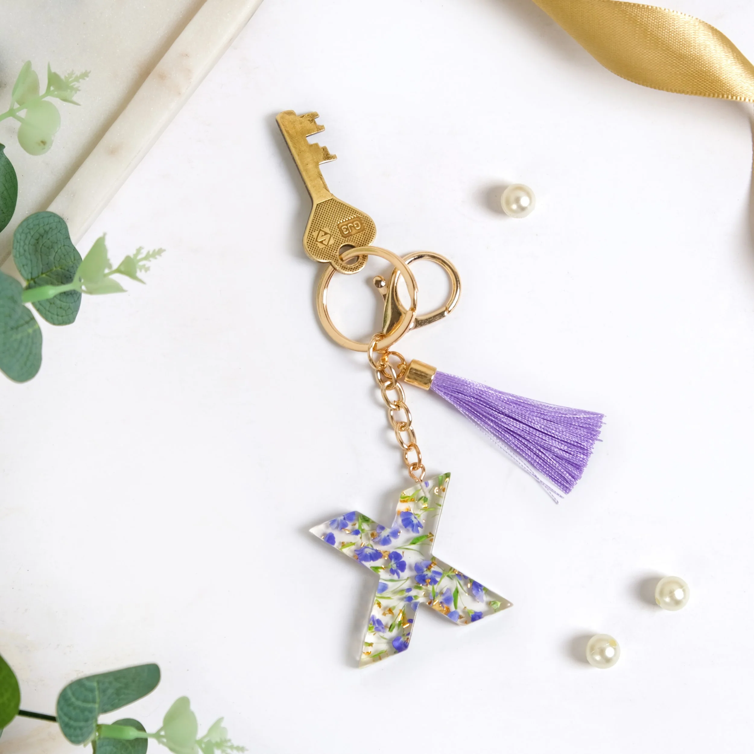 Lush Botanic Beauty X Resin Keyring With Tassel - Image 8