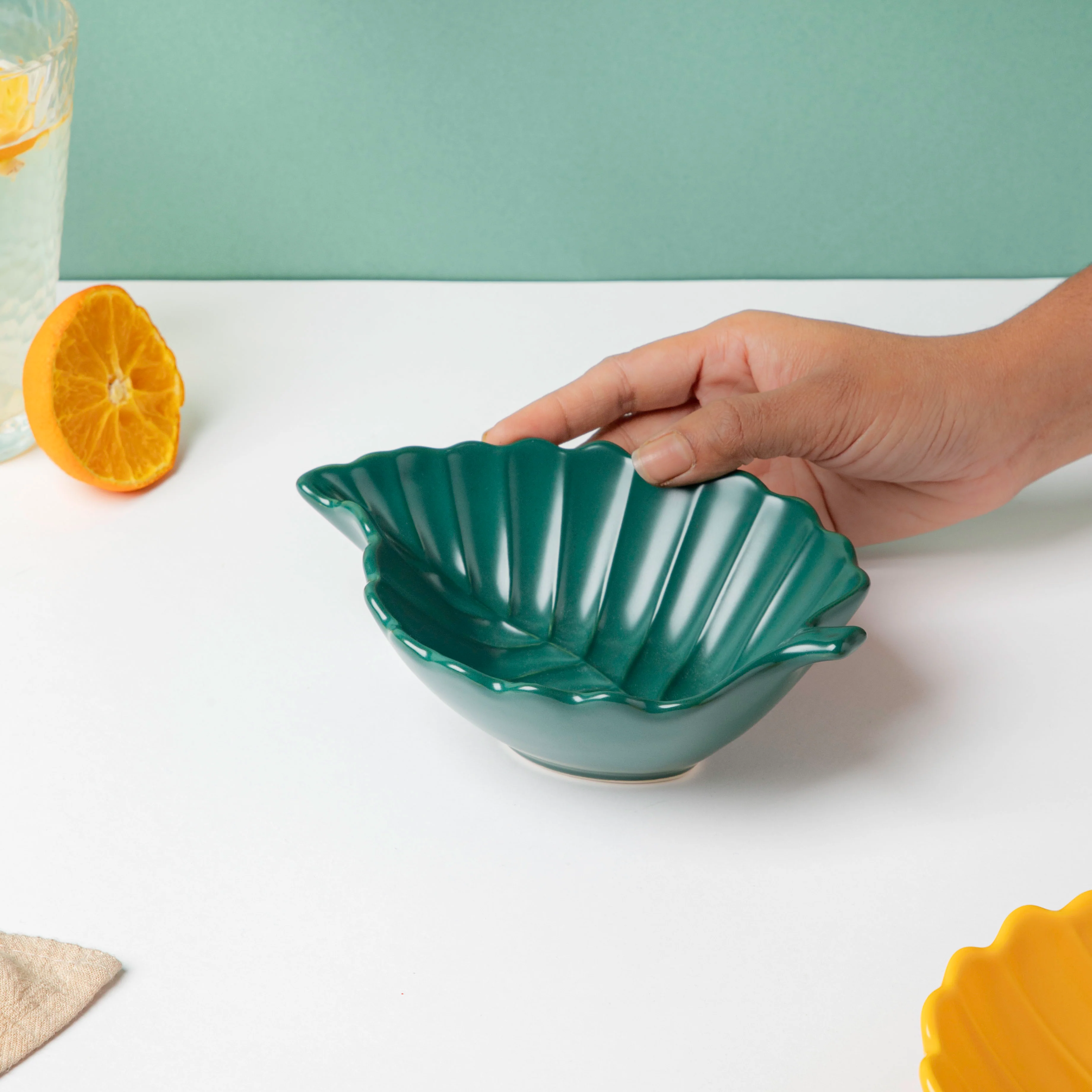 Lush Green Leaf Snack Bowl 6 Inch 200 ml - Image 2