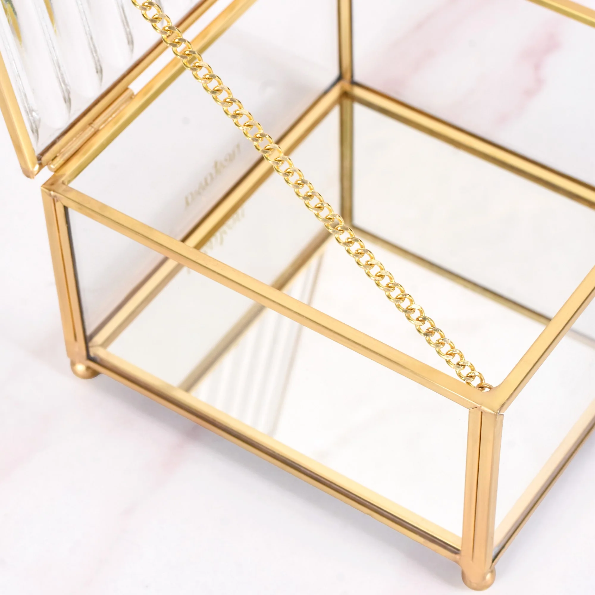 Luxe Fluted Lid Glass Vanity Box - Image 7