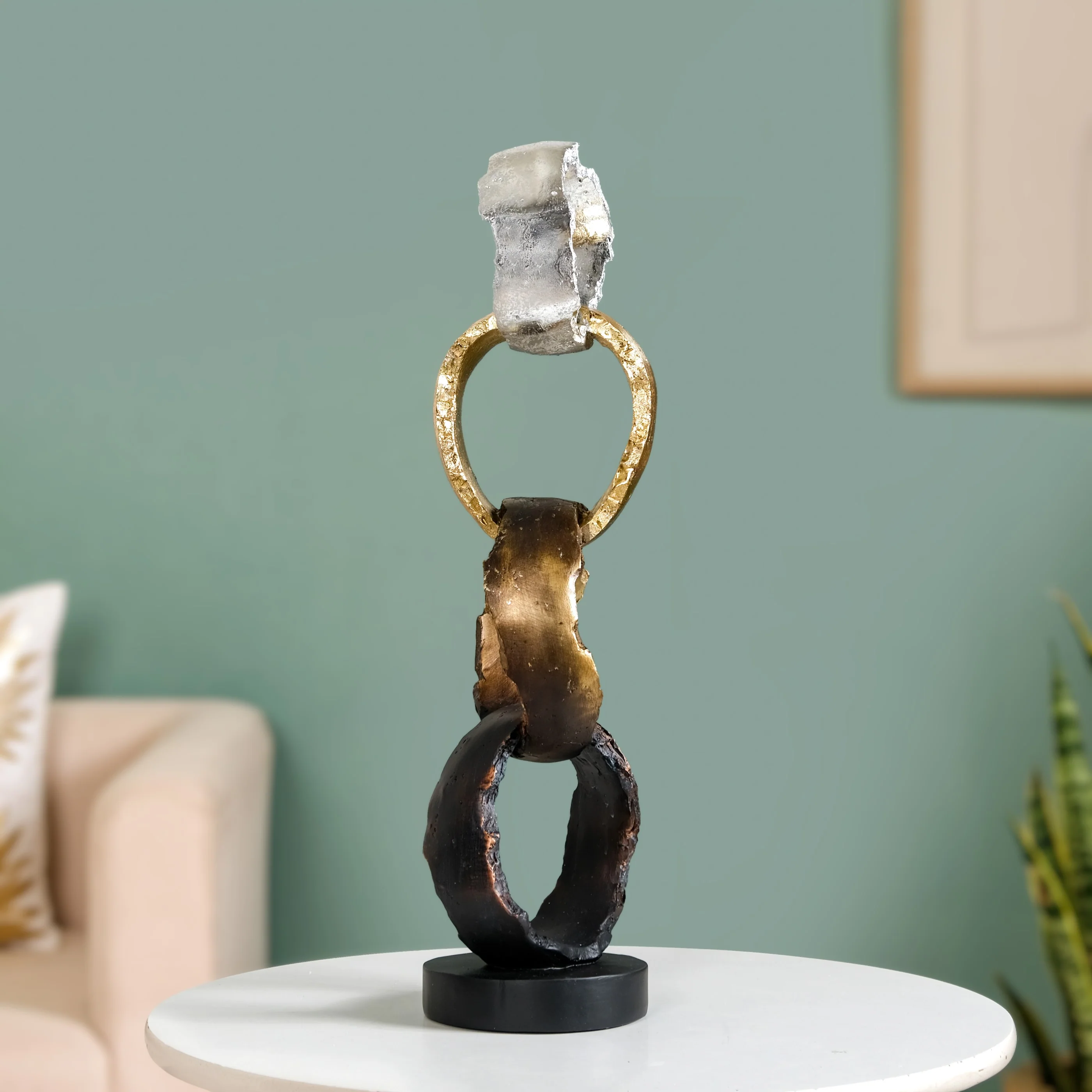 Luxe Linked Hoops Decor - Image 7