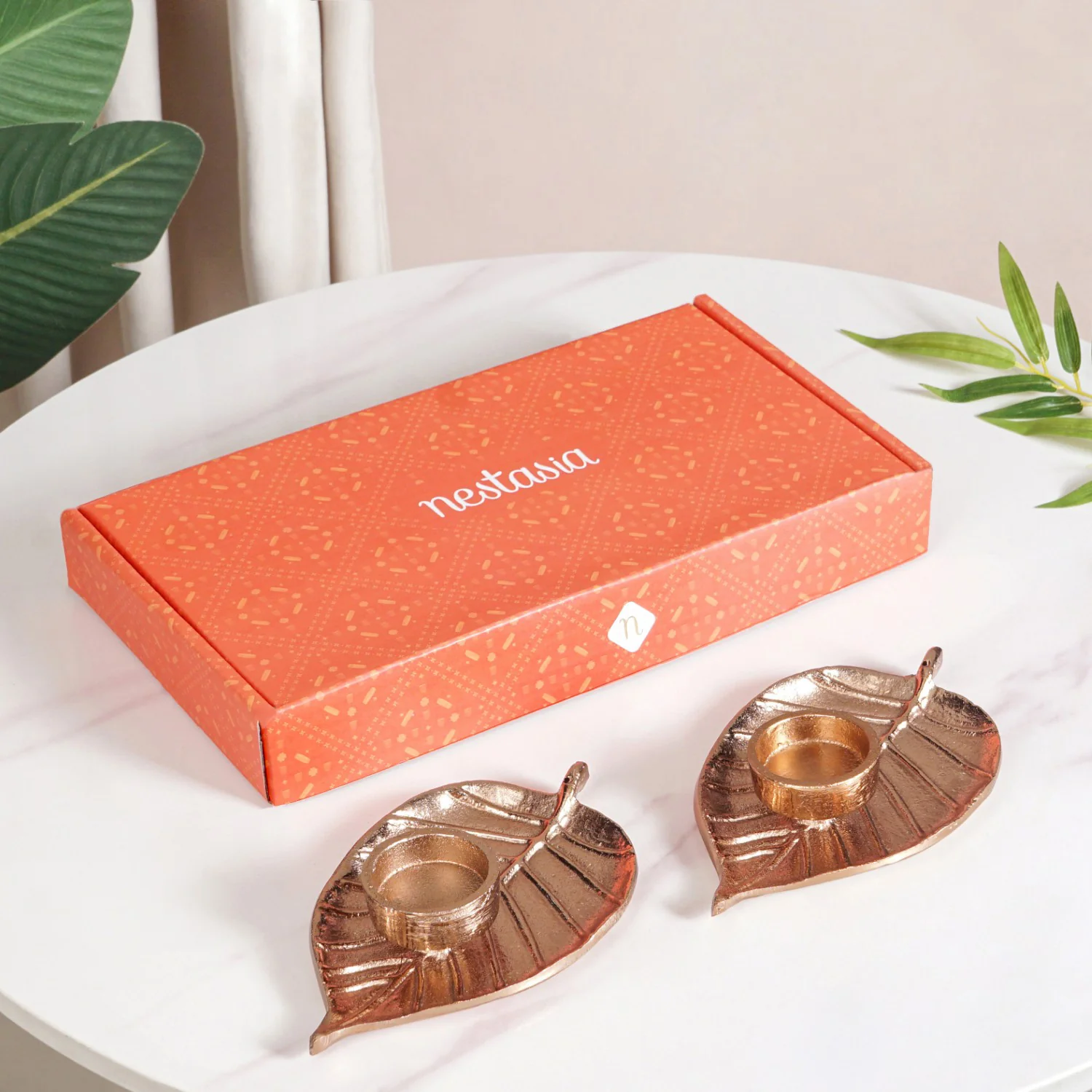 Luxe Metal Leaf Tealight And Incense Holder Set Of 2 In Festive Gift Box - Image 2