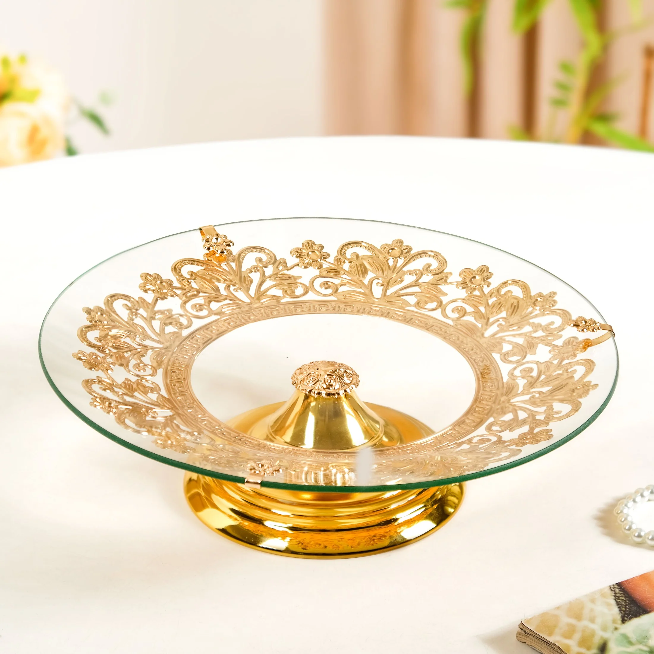 Luxe Pedestal Decorative Riser