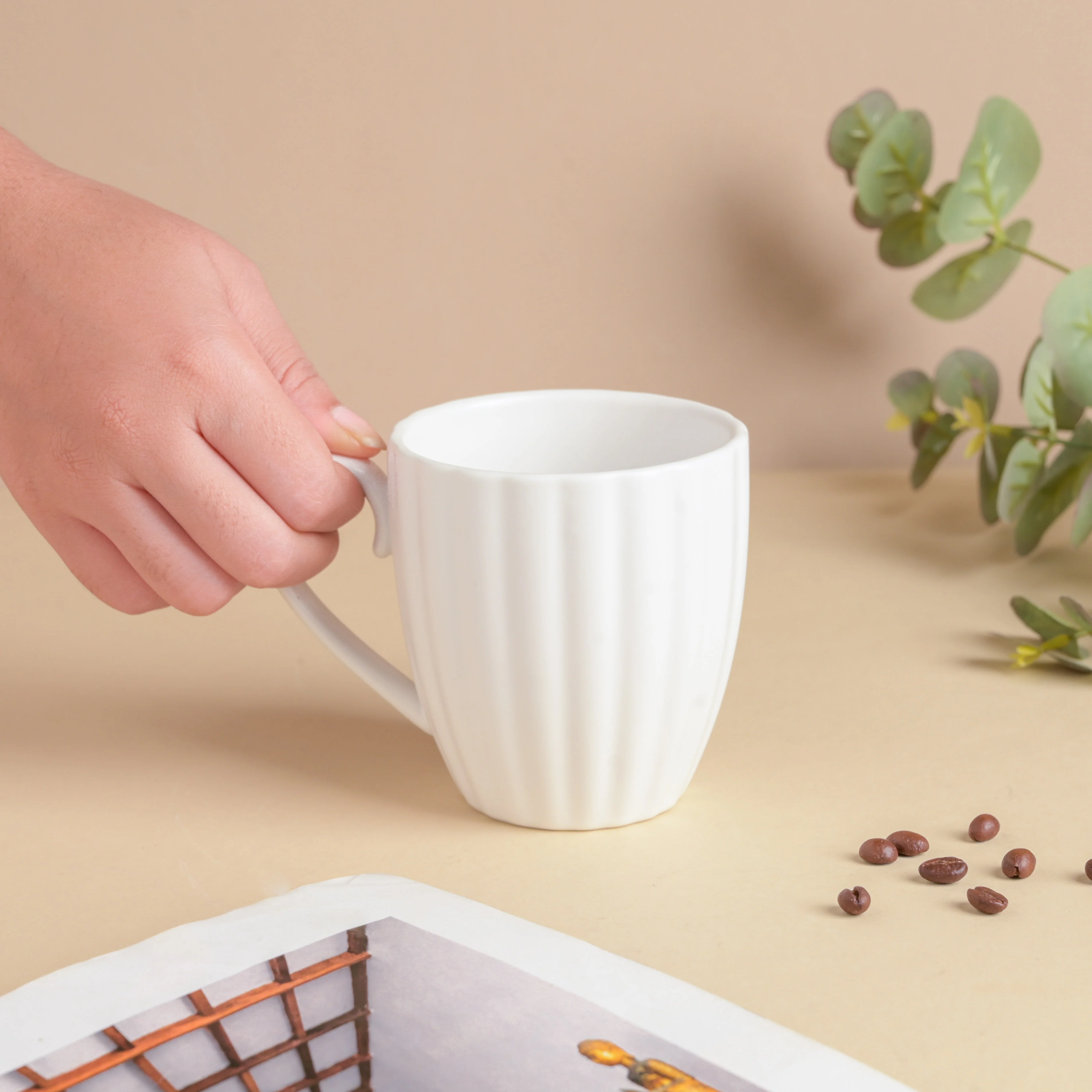 Luxe Ribbed White Coffee Mug 250 ml - Image 4