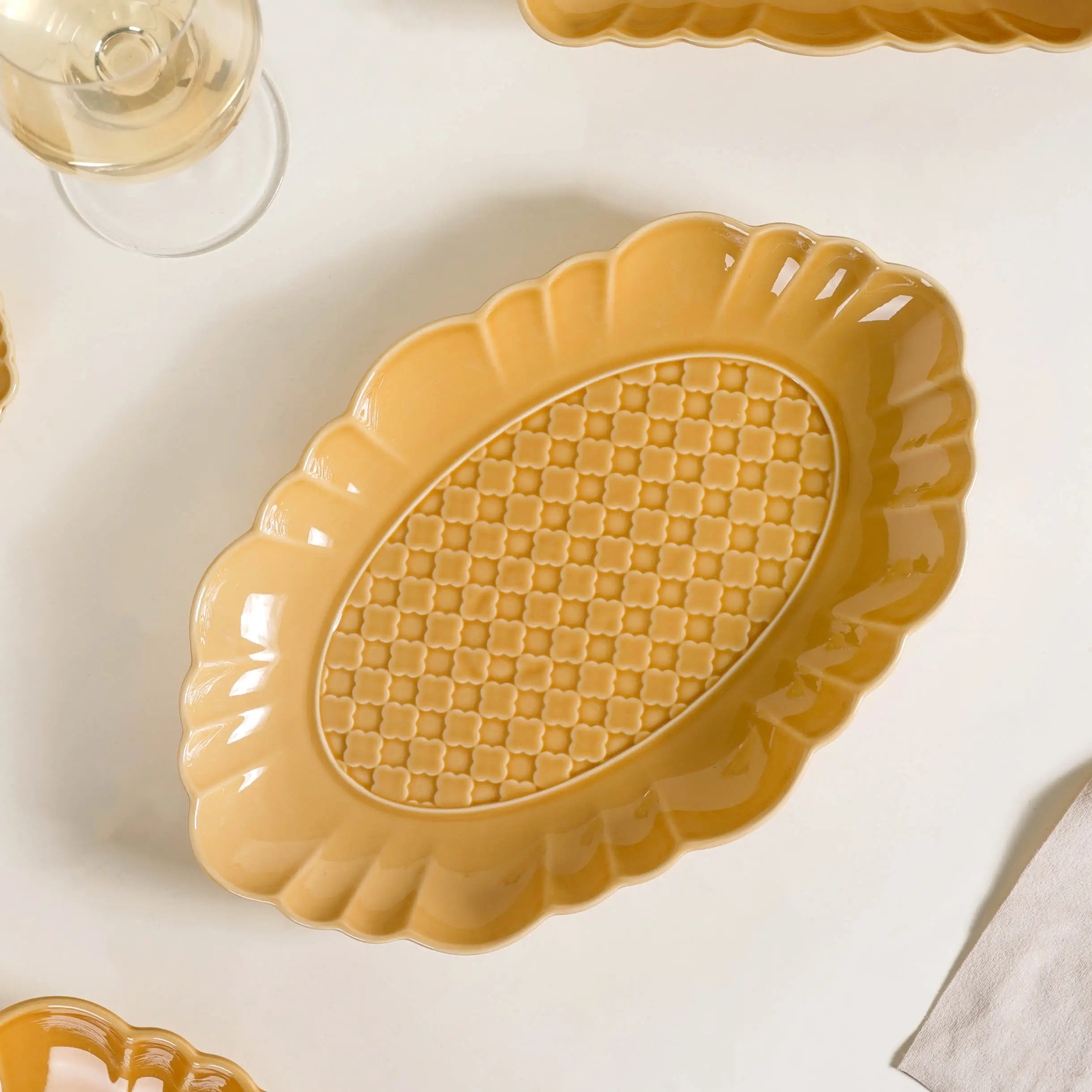 Luxury Texture 28 Piece Dinner Set For 6 Ochre Yellow - Image 12