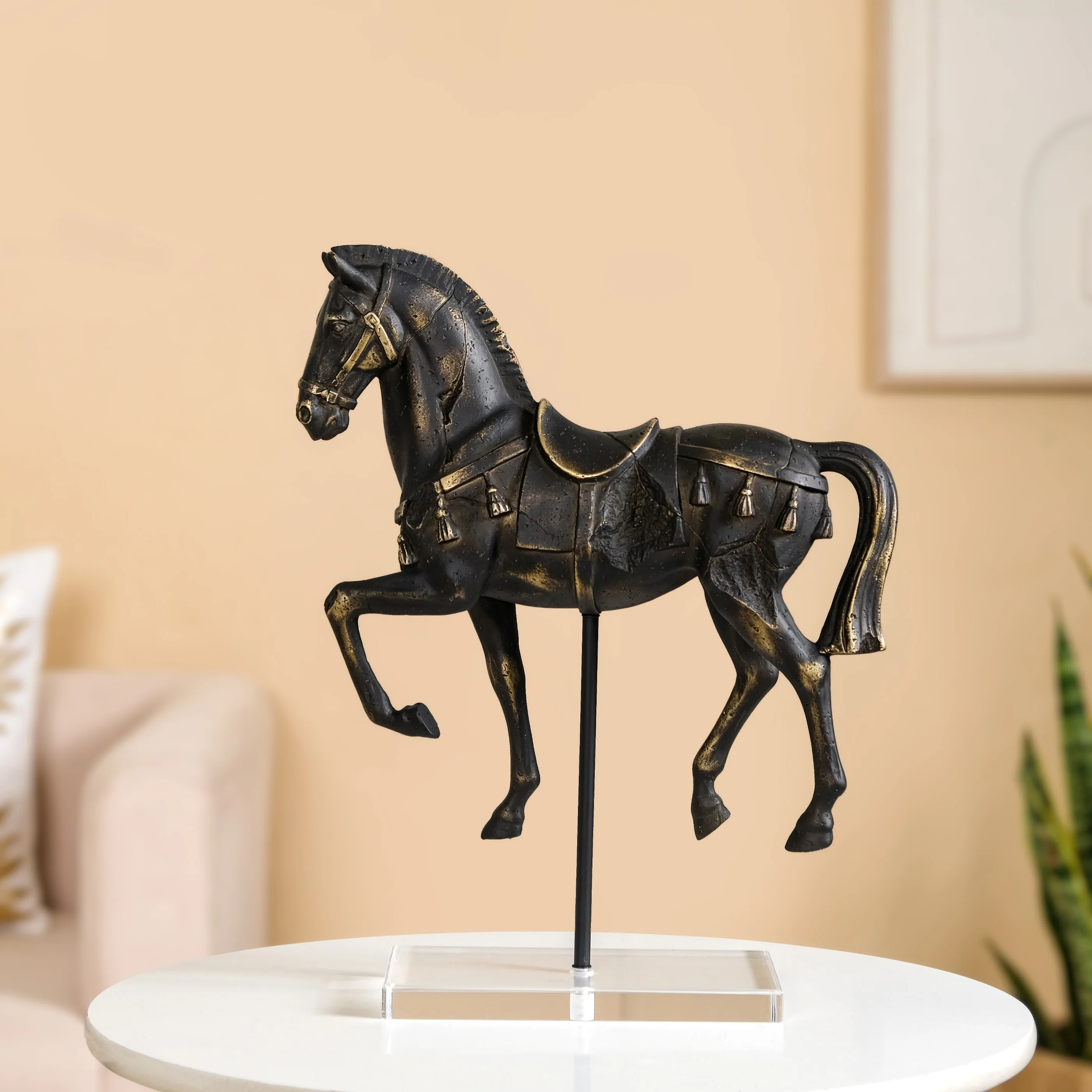 Majestic Horse Trot Showpiece