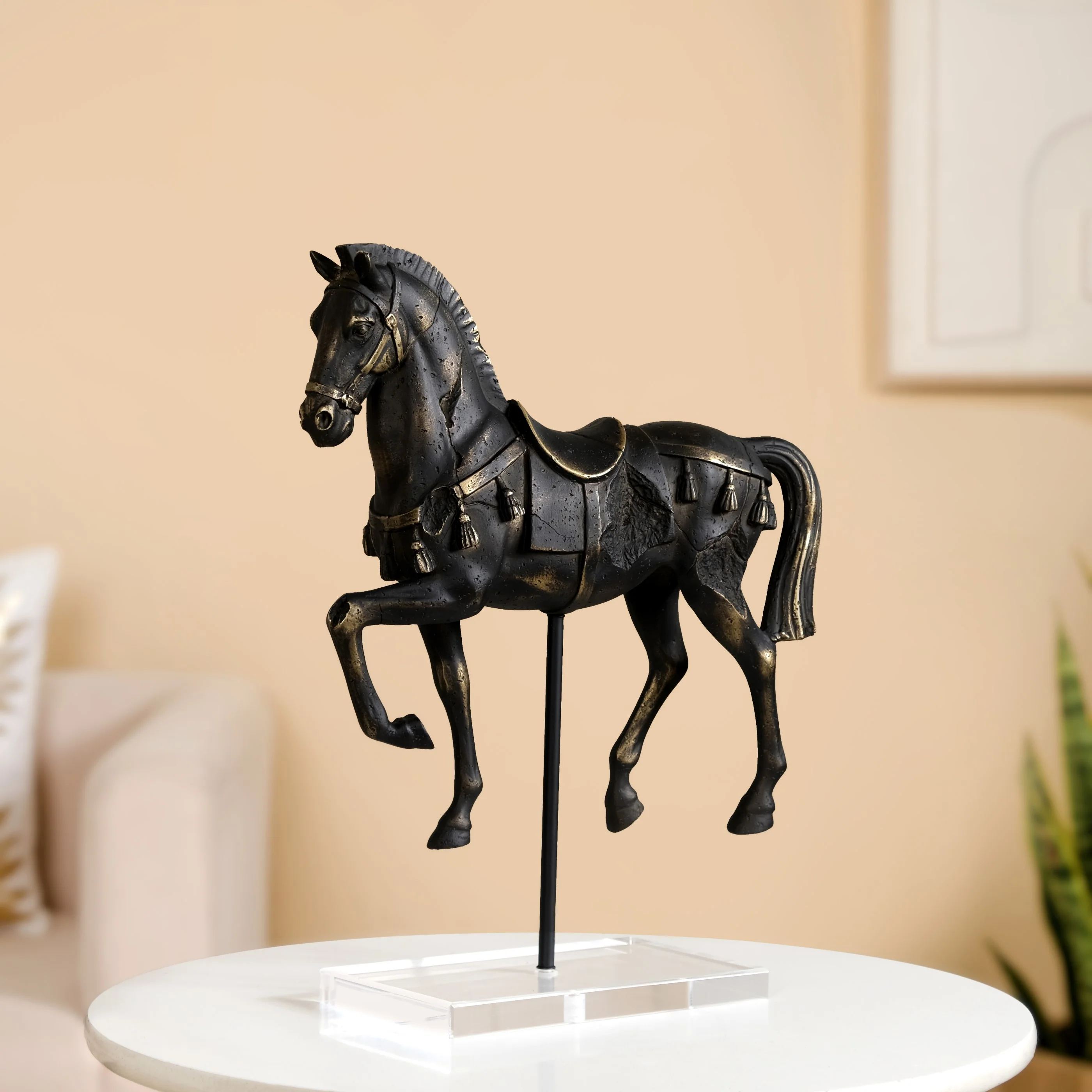 Majestic Horse Trot Showpiece - Image 6