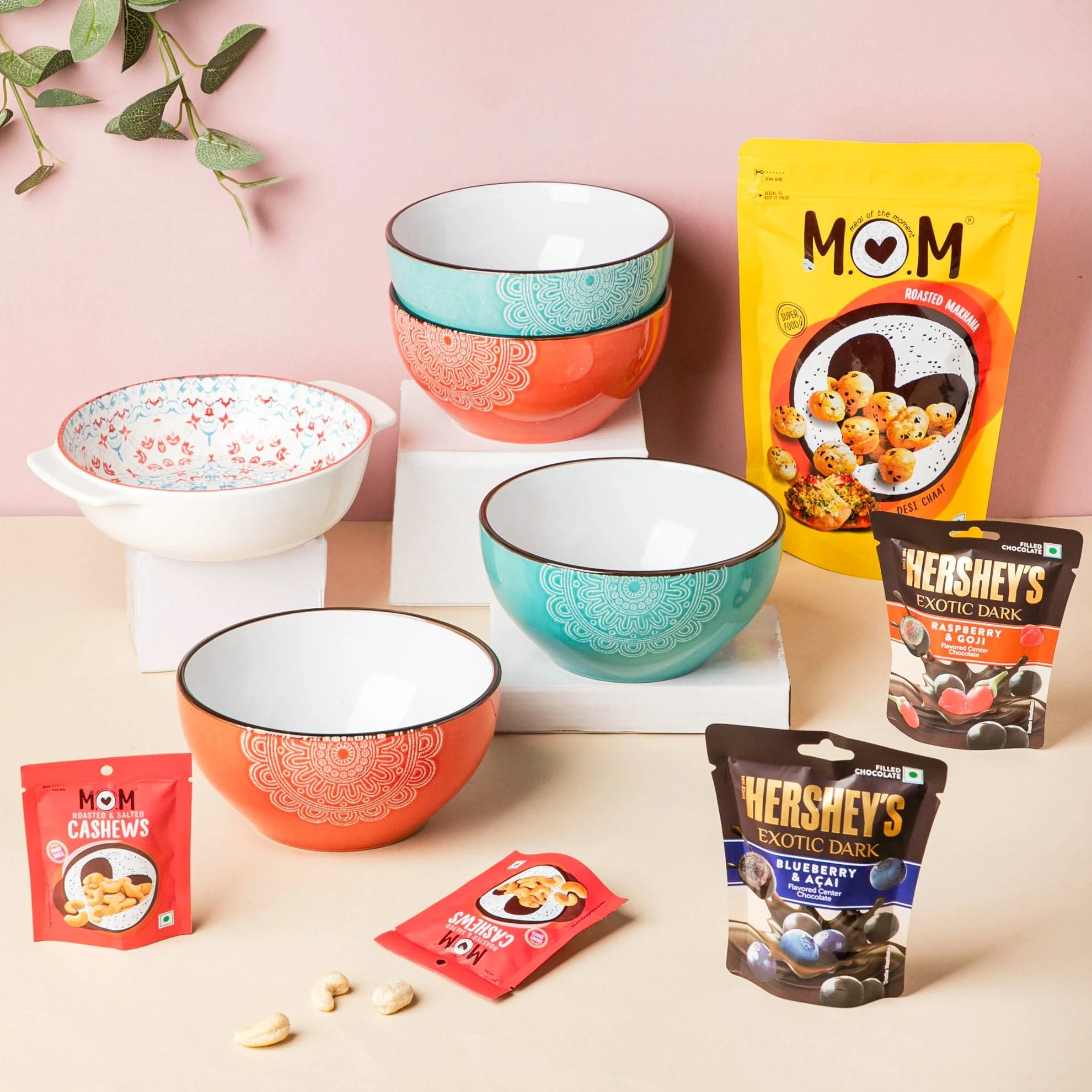 Mandala Snackfully Yours Hamper Set Of 10